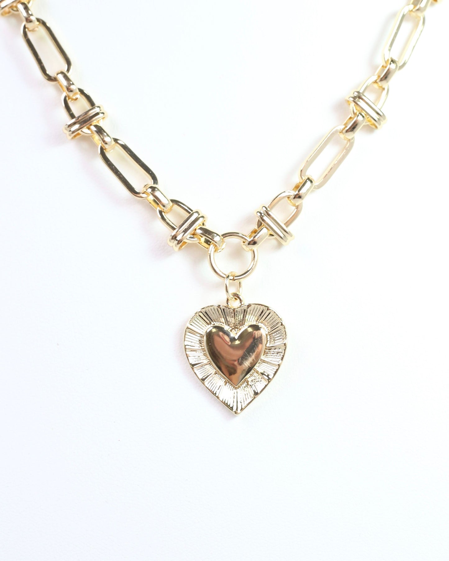 Lance Heart Pendant Necklace Gold