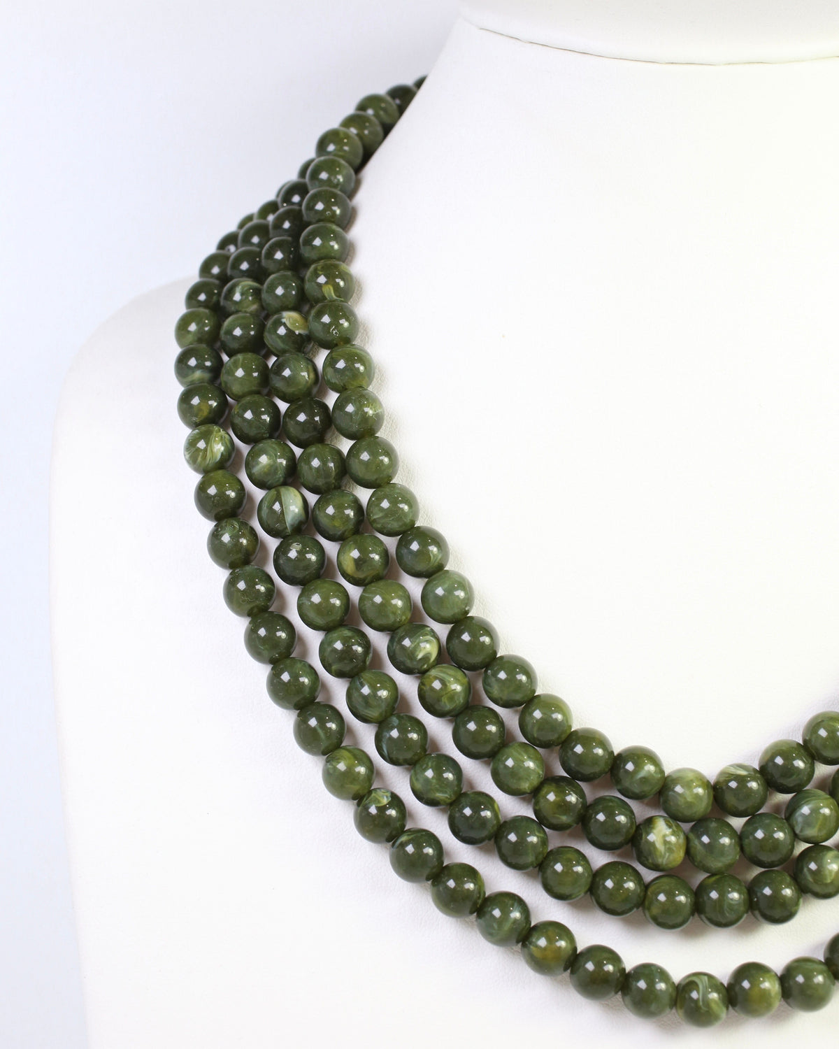 Micah Beaded Buckle Necklace Olive