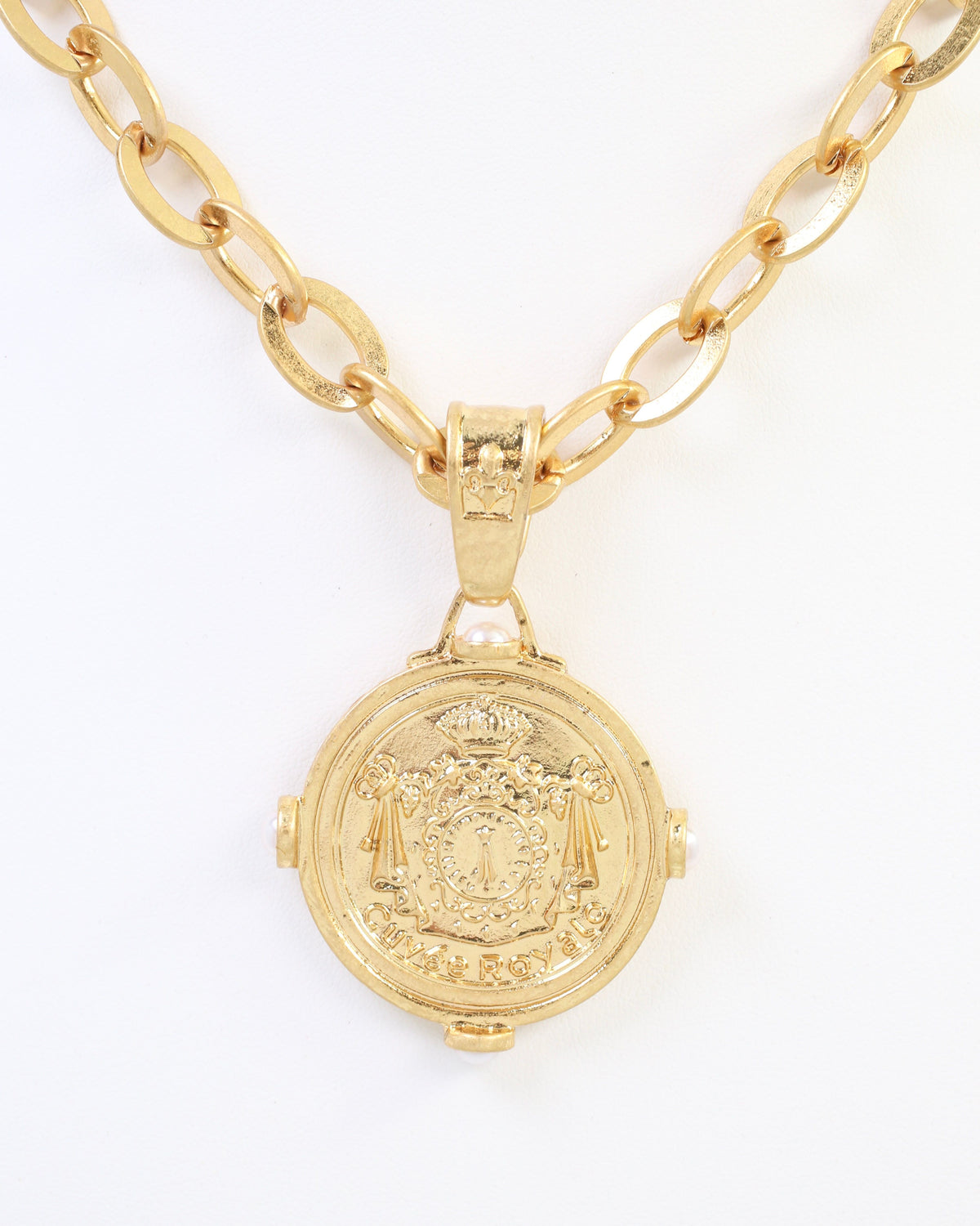 Petey Medallion Pendant Necklace WRVG