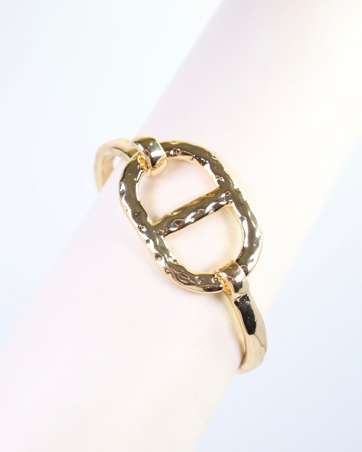 Aila Buckle Sping Cuff Bracelet Gold