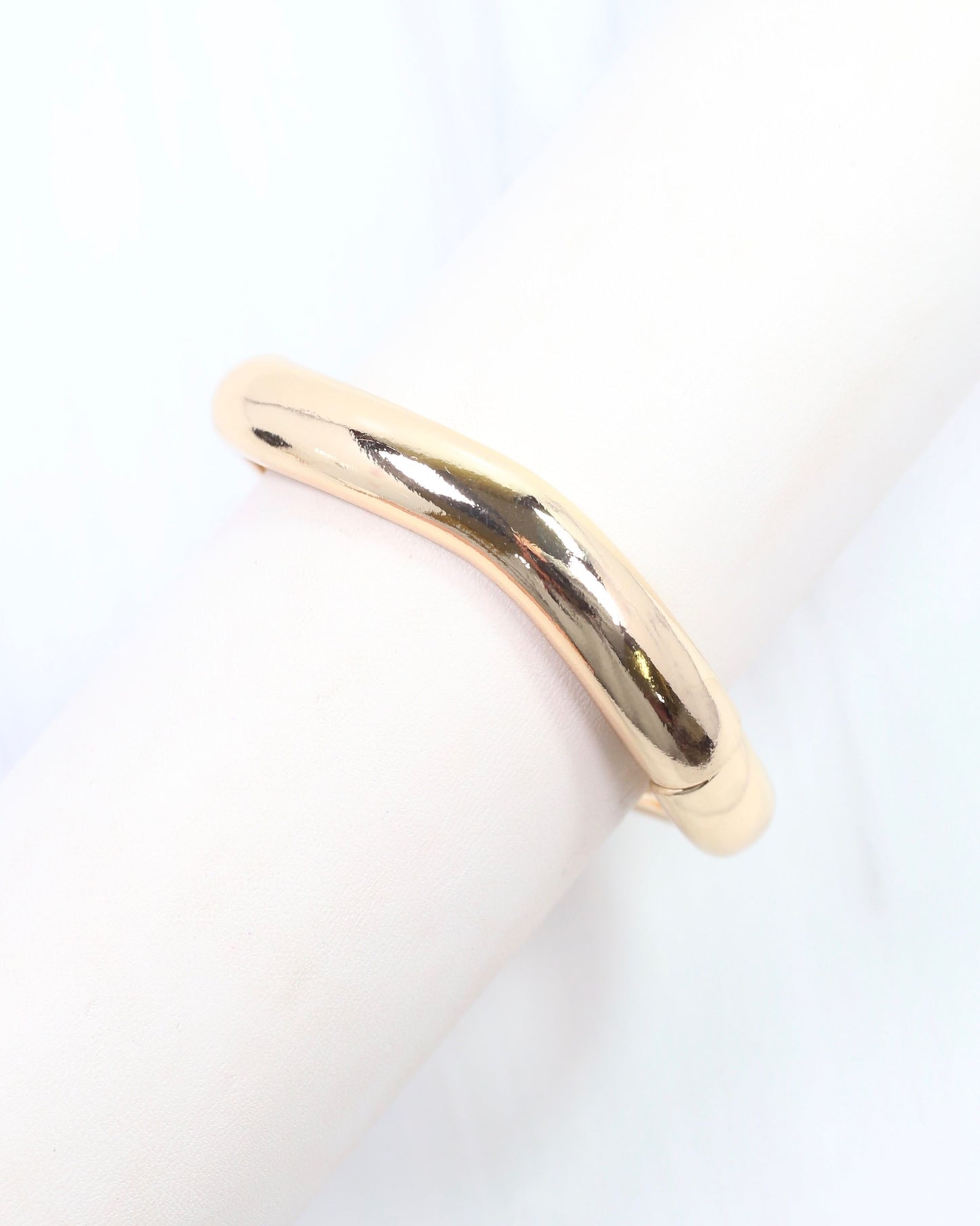 Eastwood Bangle Bracelet Gold