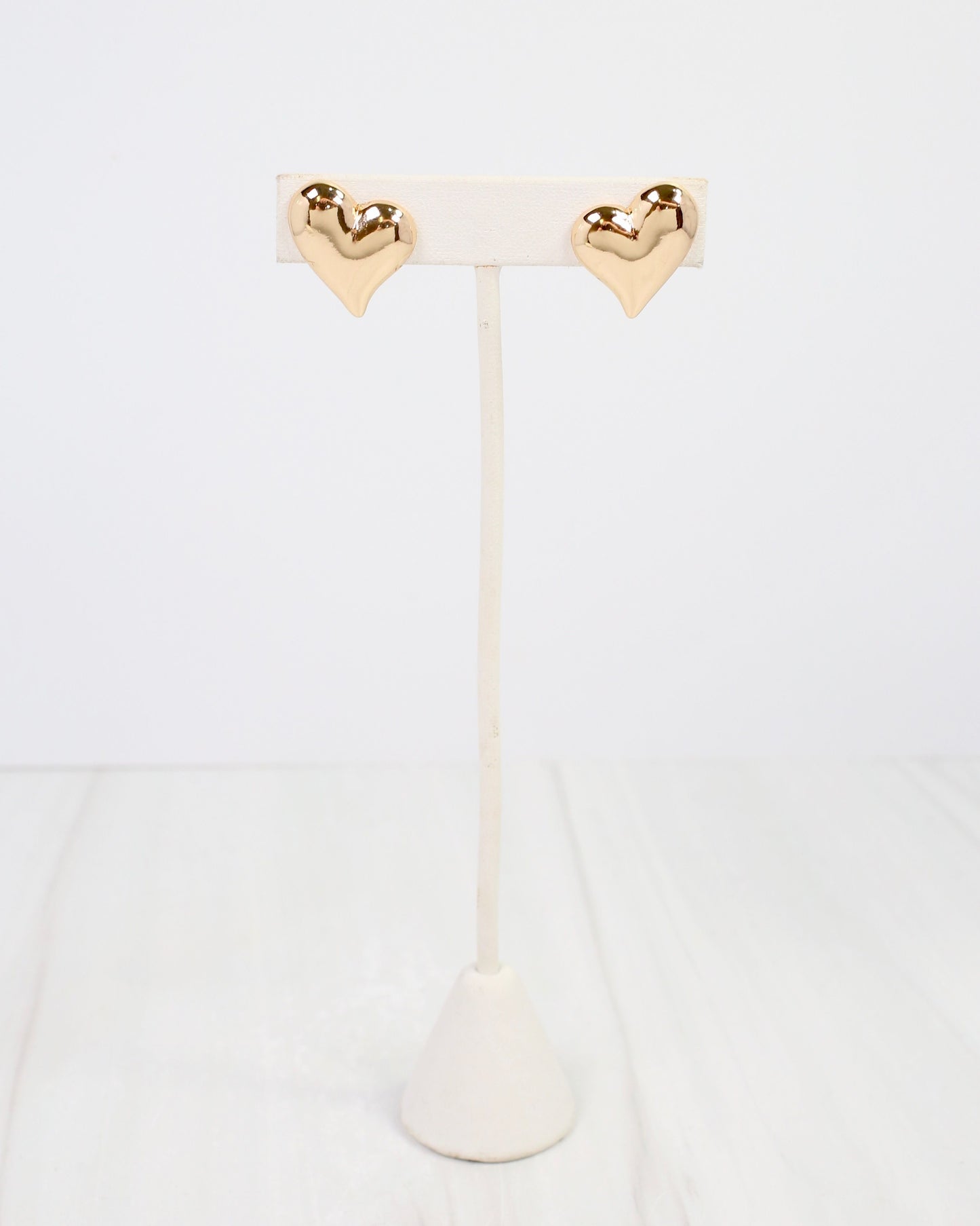 Moore Heart Stud Earring Gold