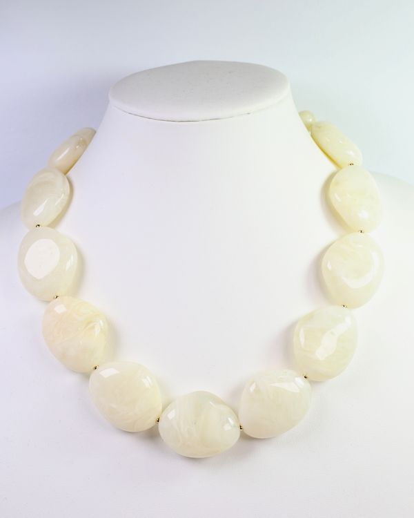 Bowlie Chunky Marble Necklace Natural