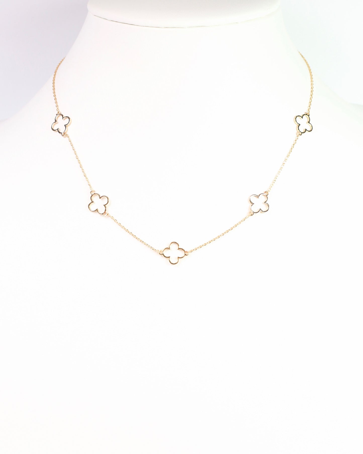 Dovie Clover Necklace Gold