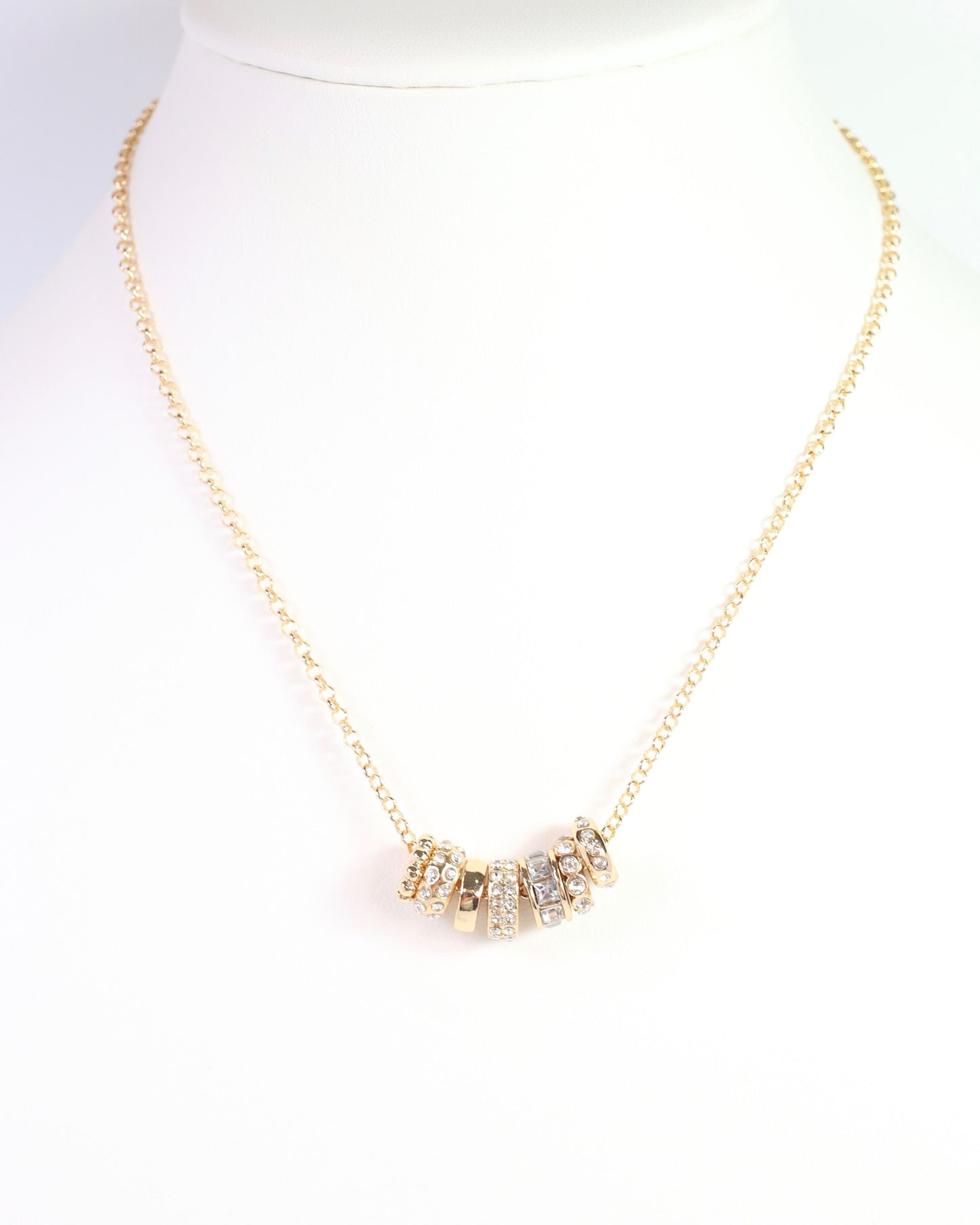 Arabella Circle Charm Necklace Clear