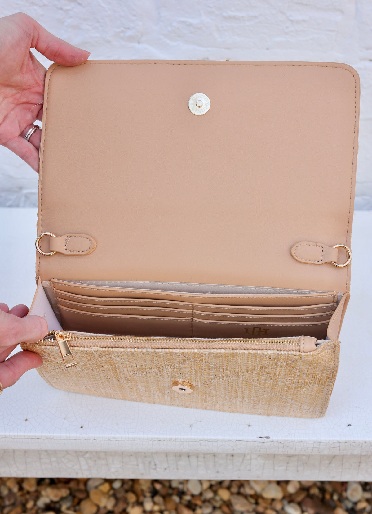 Bryn Clutch/Crossbody Gold EC