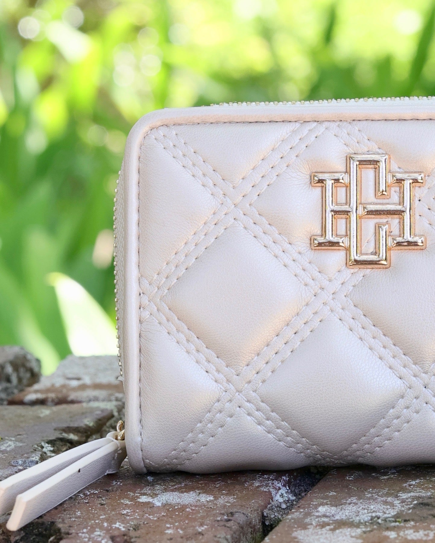 Nadine Zippered Wallet Pearl Quilted DQ