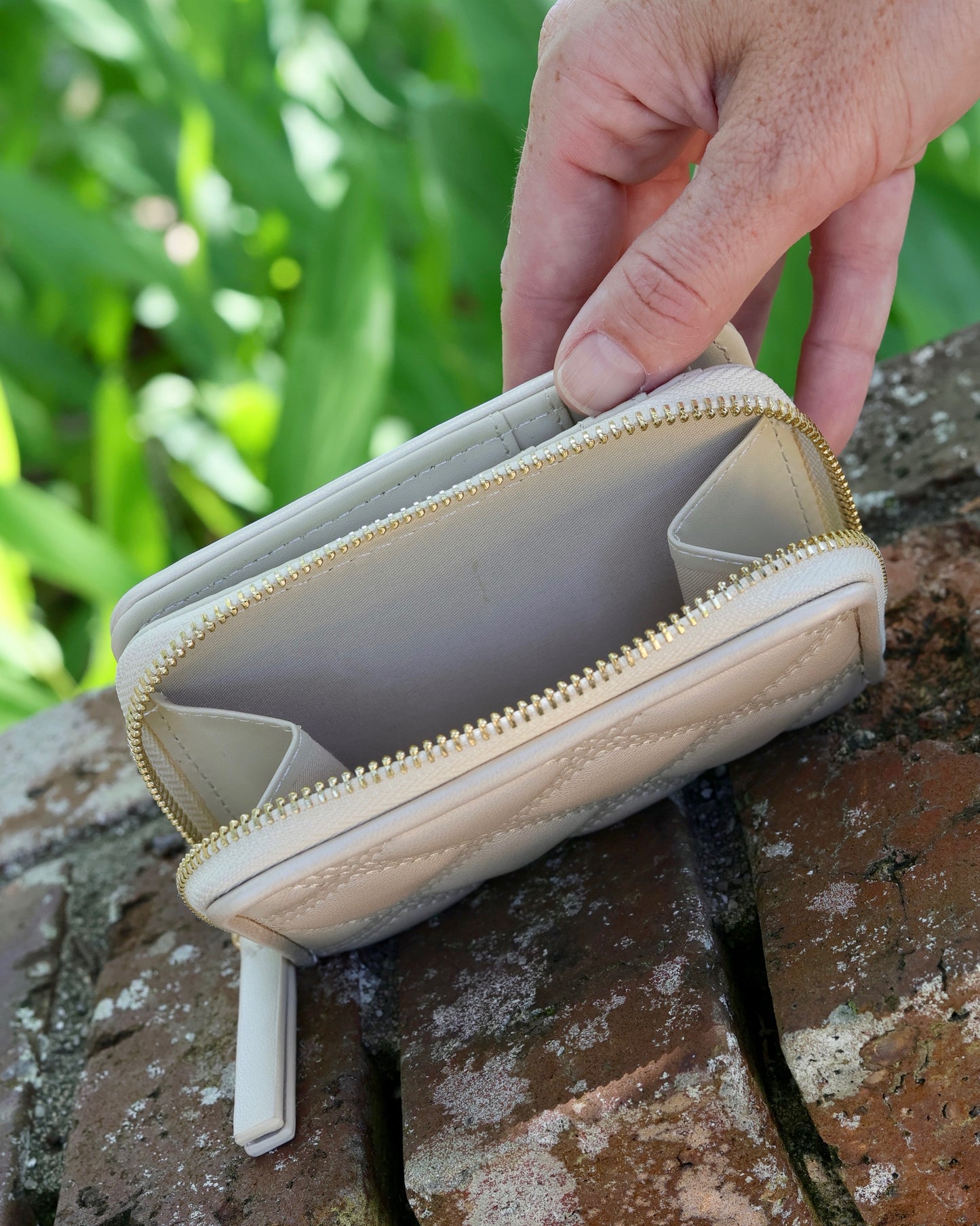 Nadine Zippered Wallet Pearl Quilted DQ