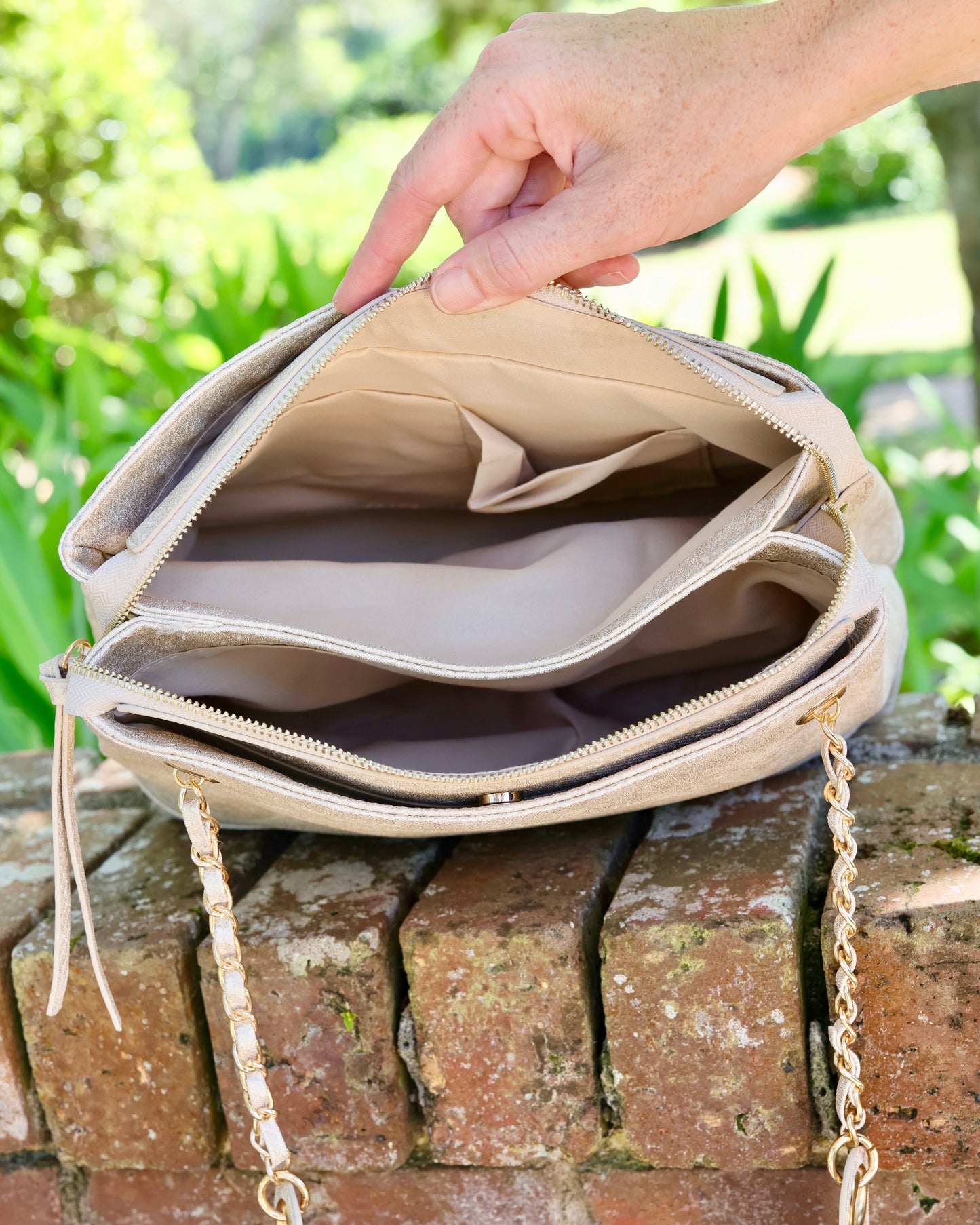 Teegan Tote Shimmer Champagne