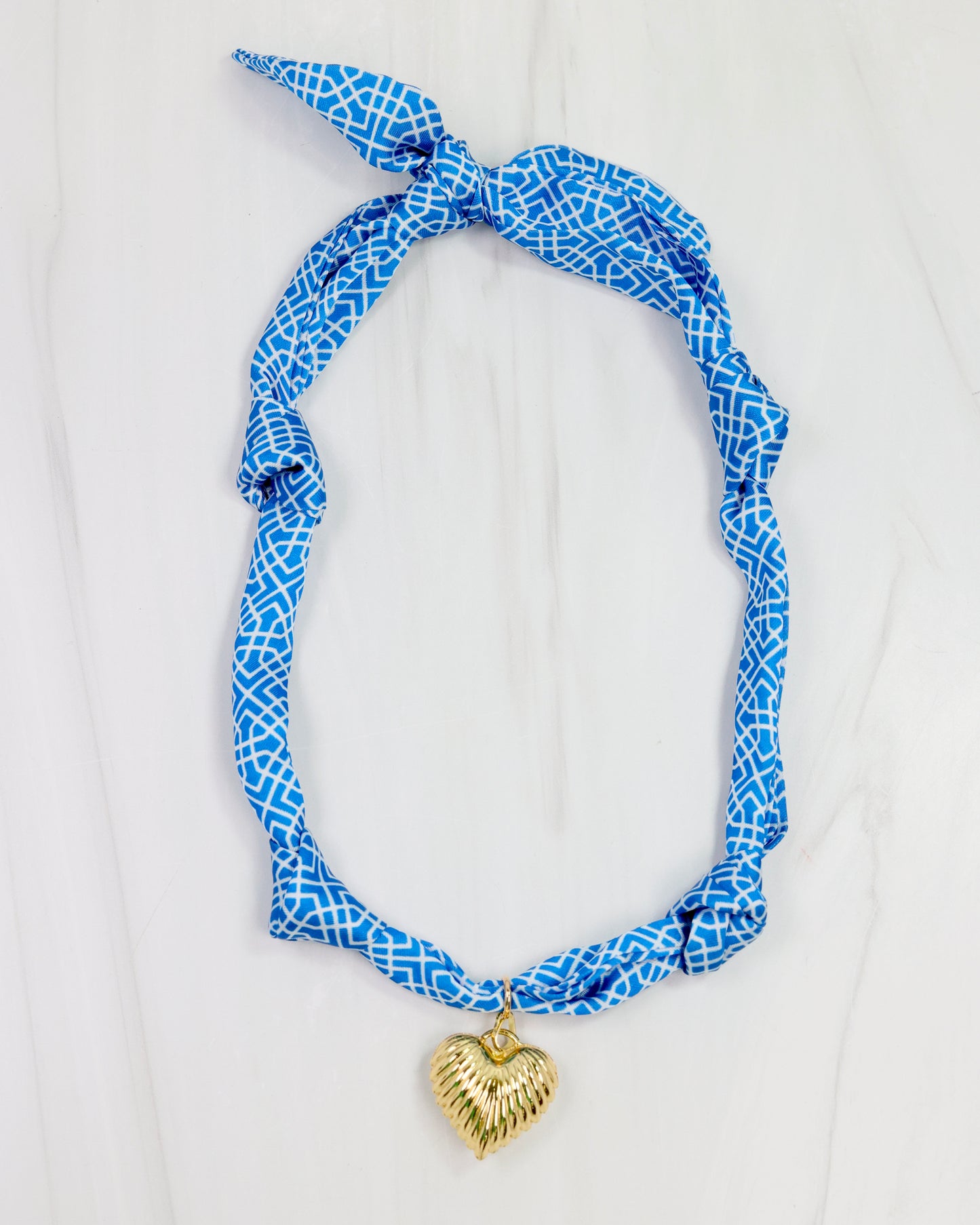 Serafina Scarf Charm Necklace BL WHT GEO