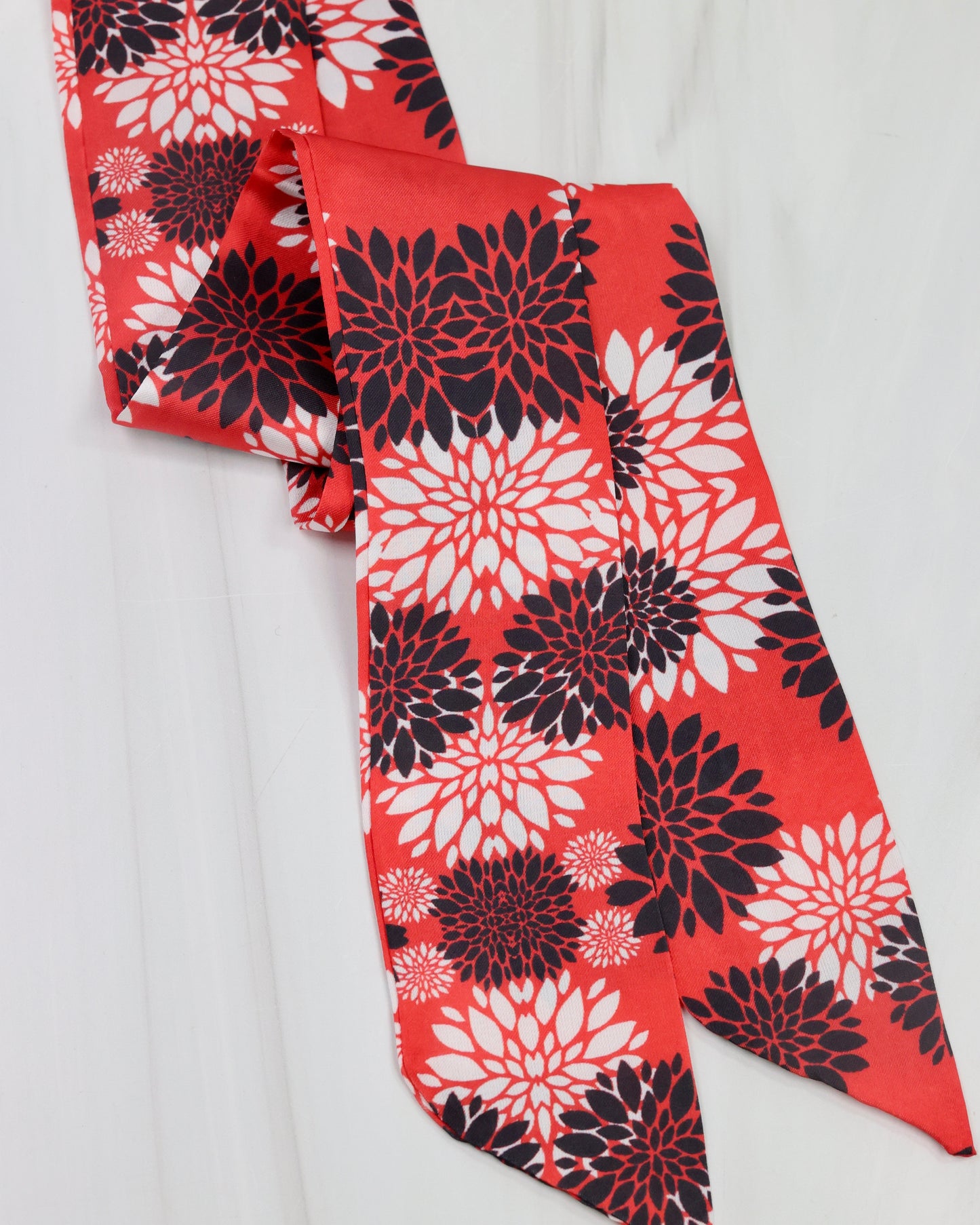 Serafina Scarf Bk Rd Floral