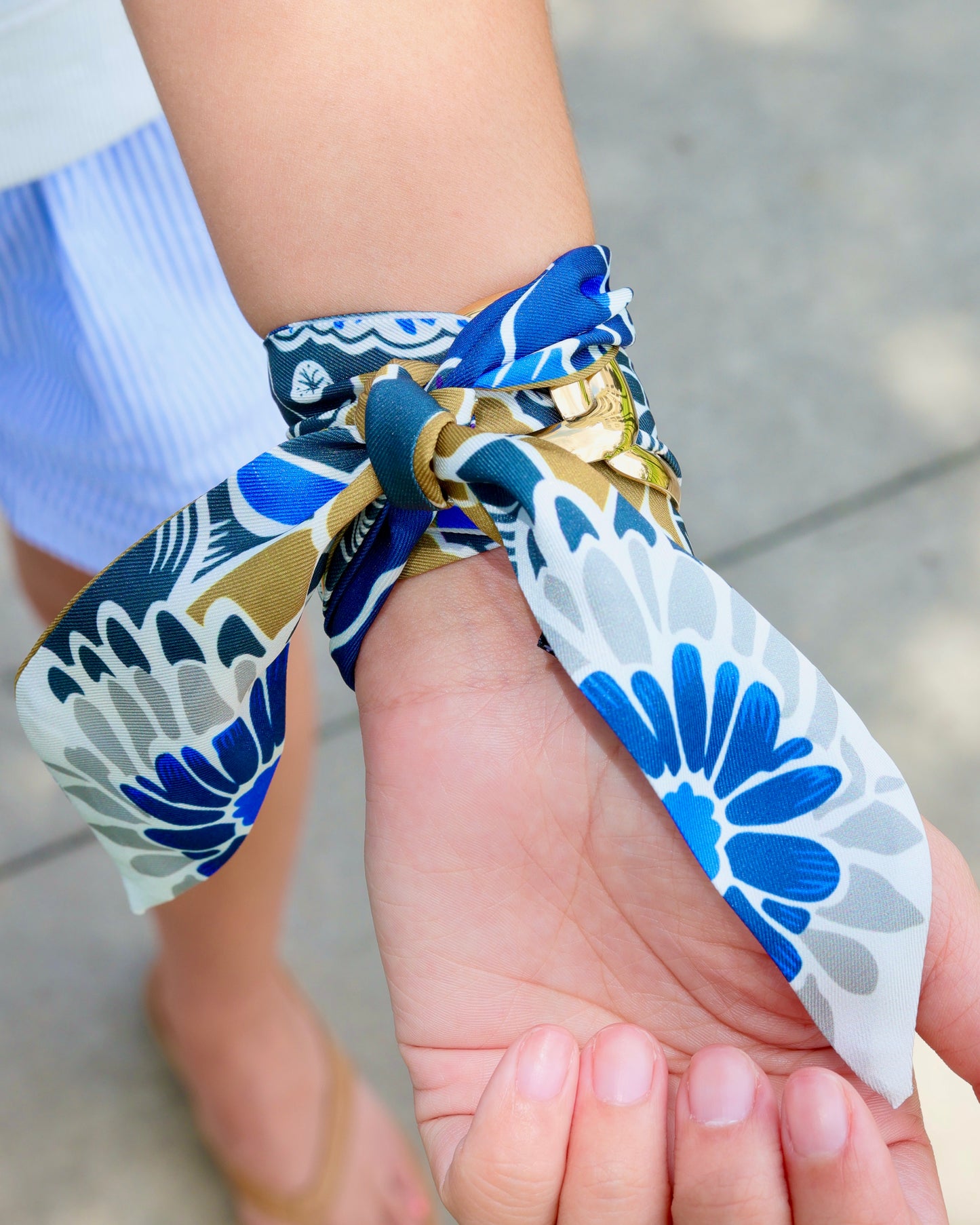 Sedgefield Scarf Bracelet Blue Coffee