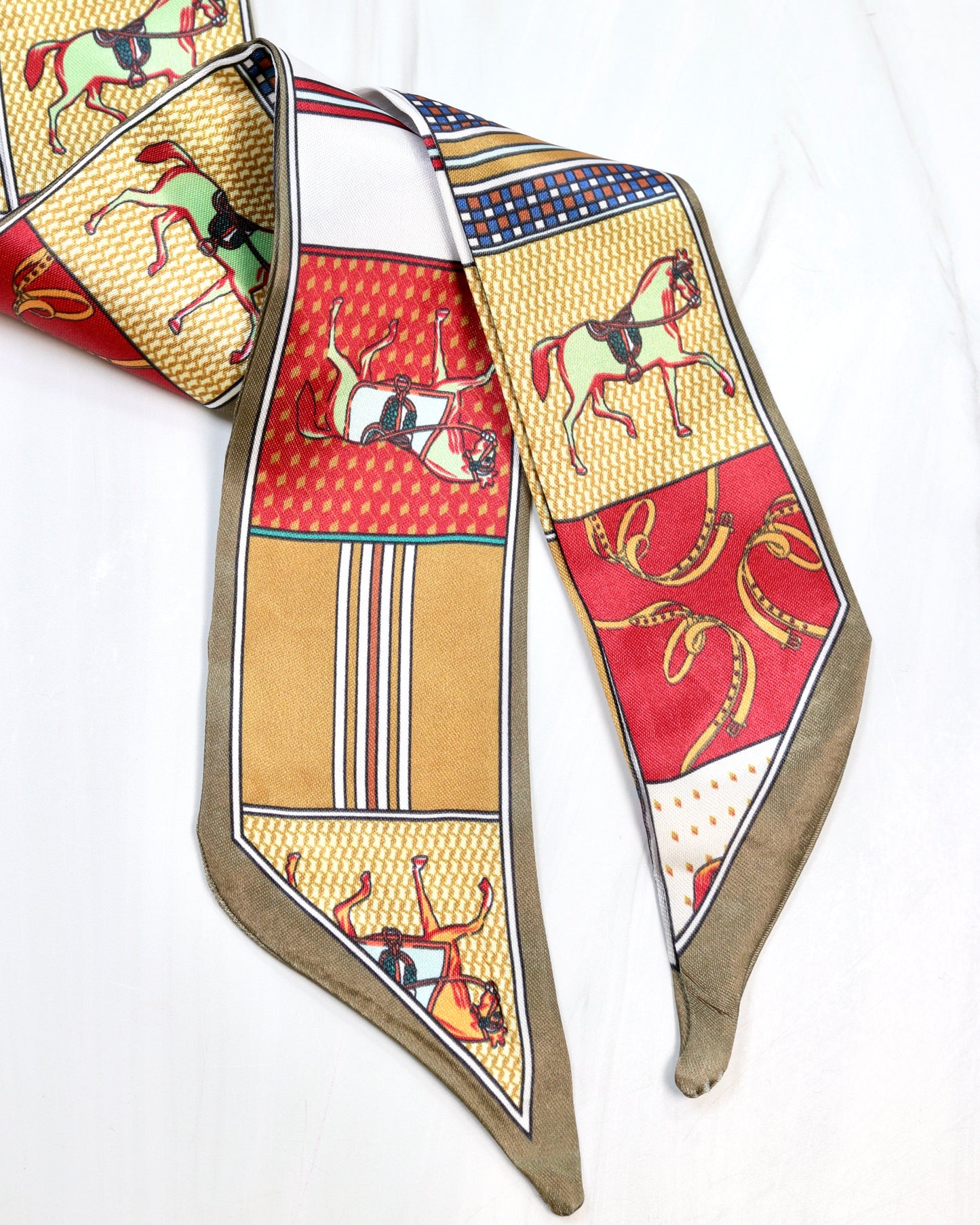 Lillie Scarf Burg Gold