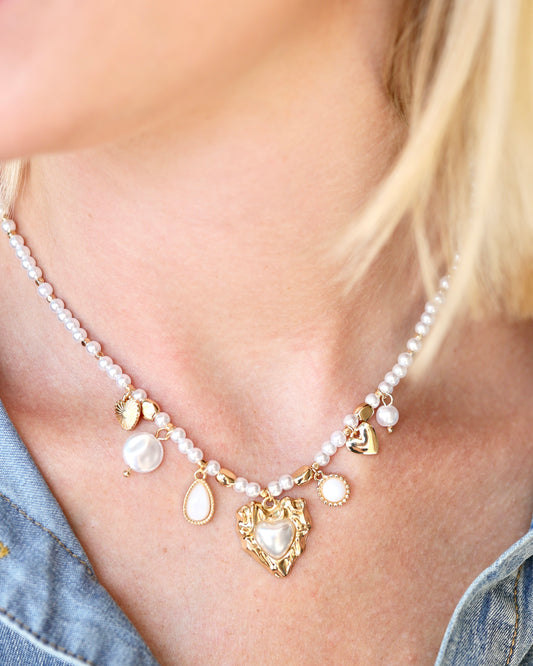 Selma Pearl Charm Necklace Gold