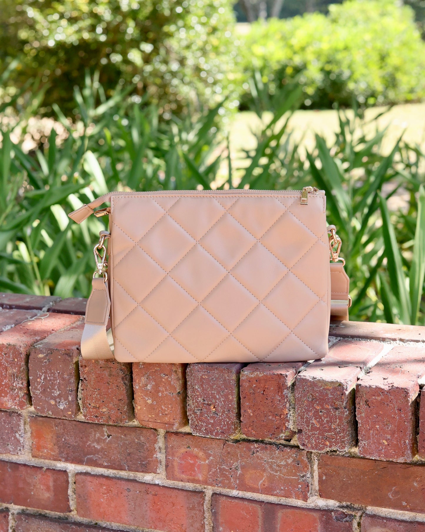 Ariana Crossbody Latte LD