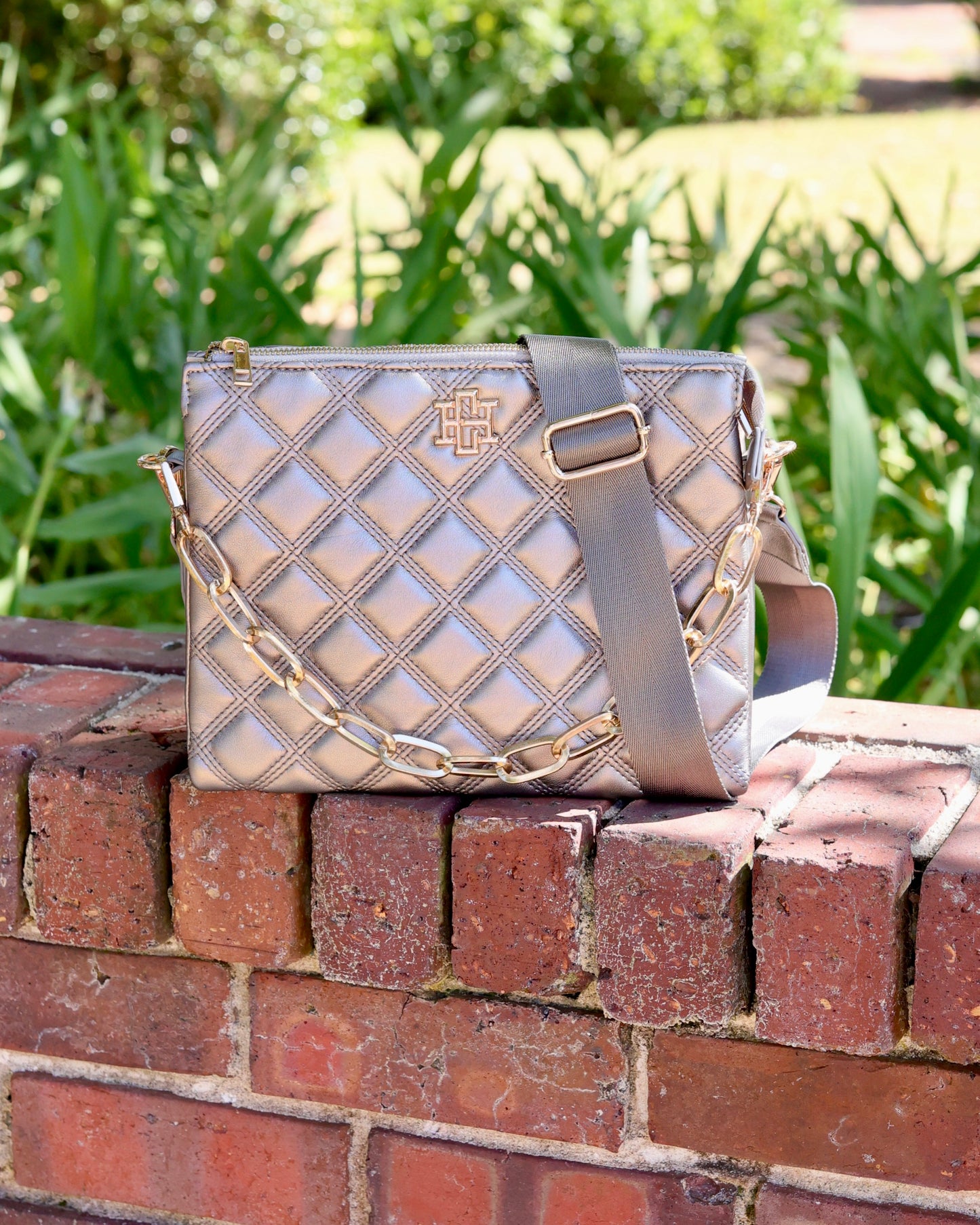 Ariana Crossbody Black Pearl DQ