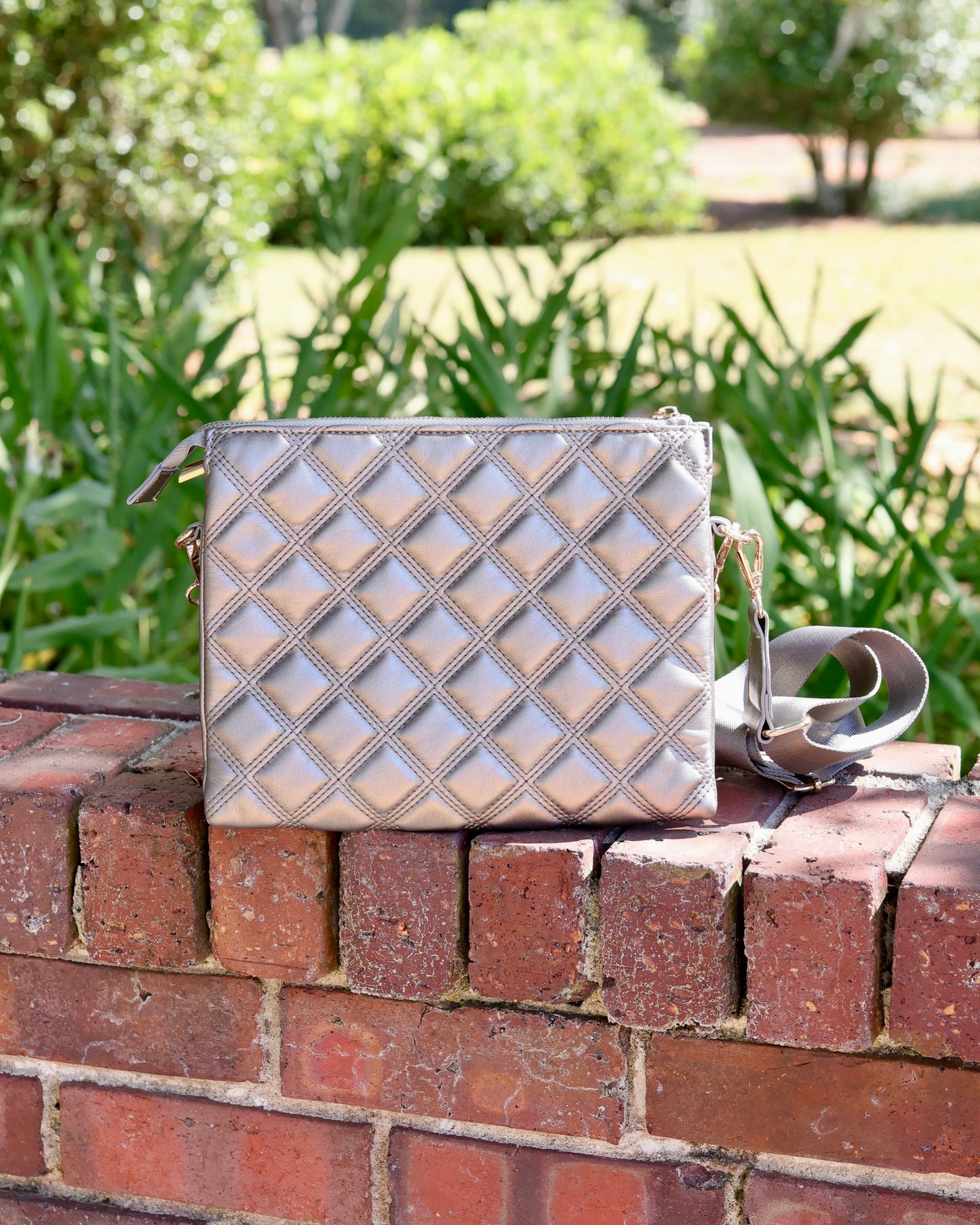 Ariana Crossbody Black Pearl DQ