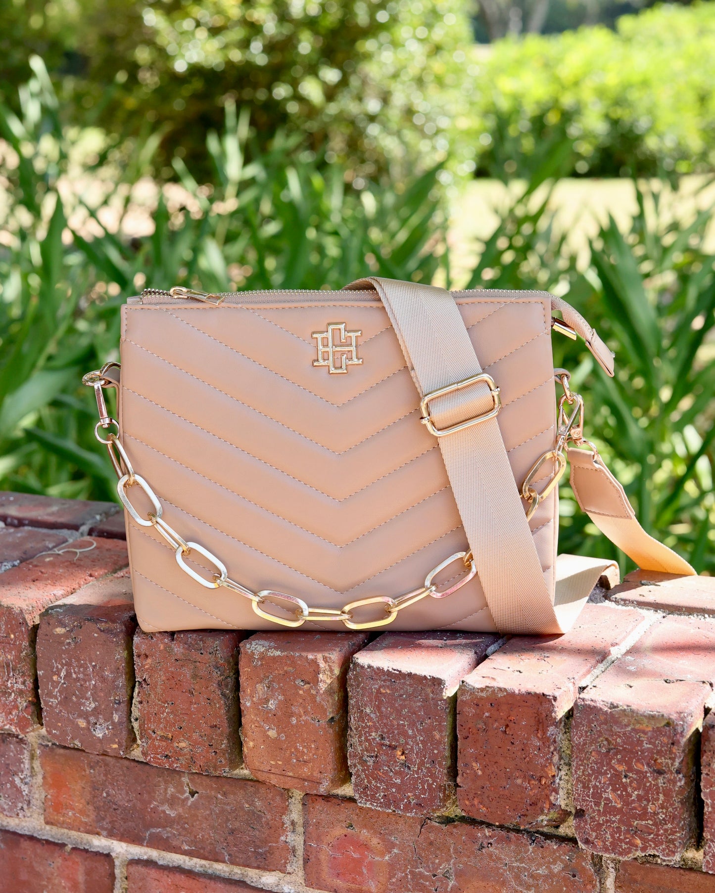 Ariana Crossbody Latte VQ