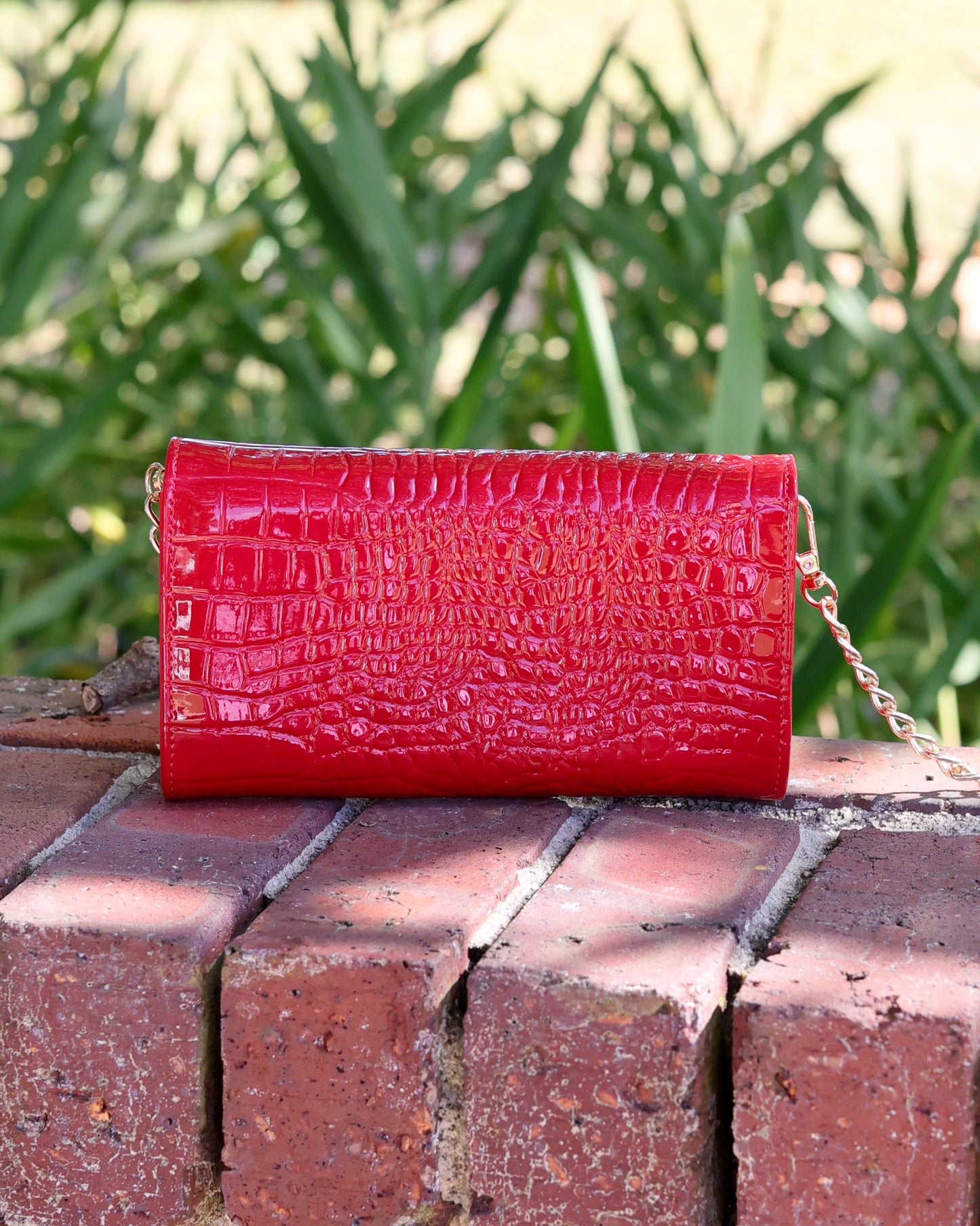 Carlington Clutch/Crossbody Red Patent EC