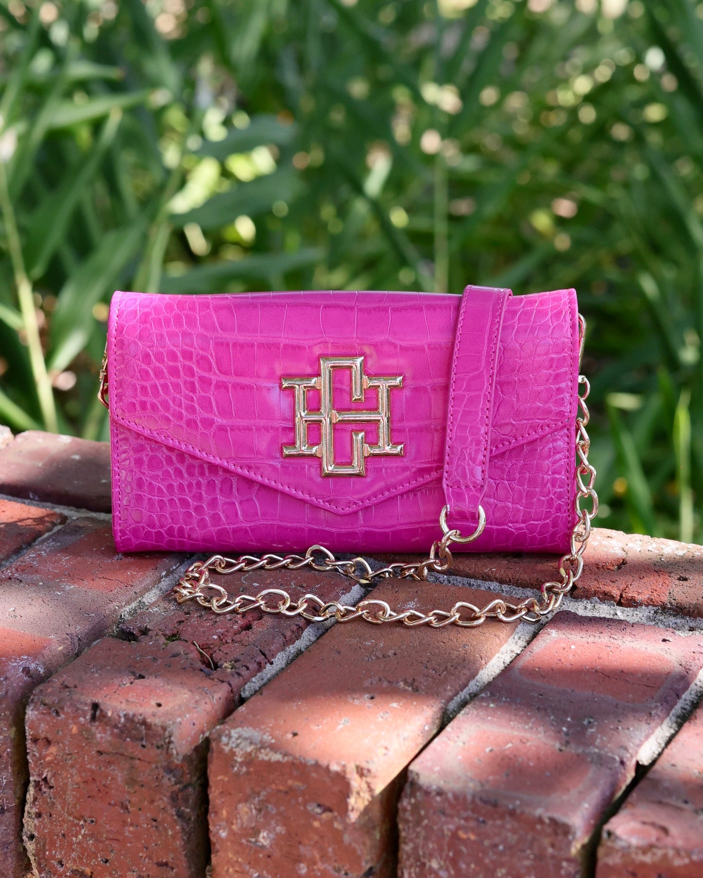 Carlington Clutch/Crossbody Hot PInk EC