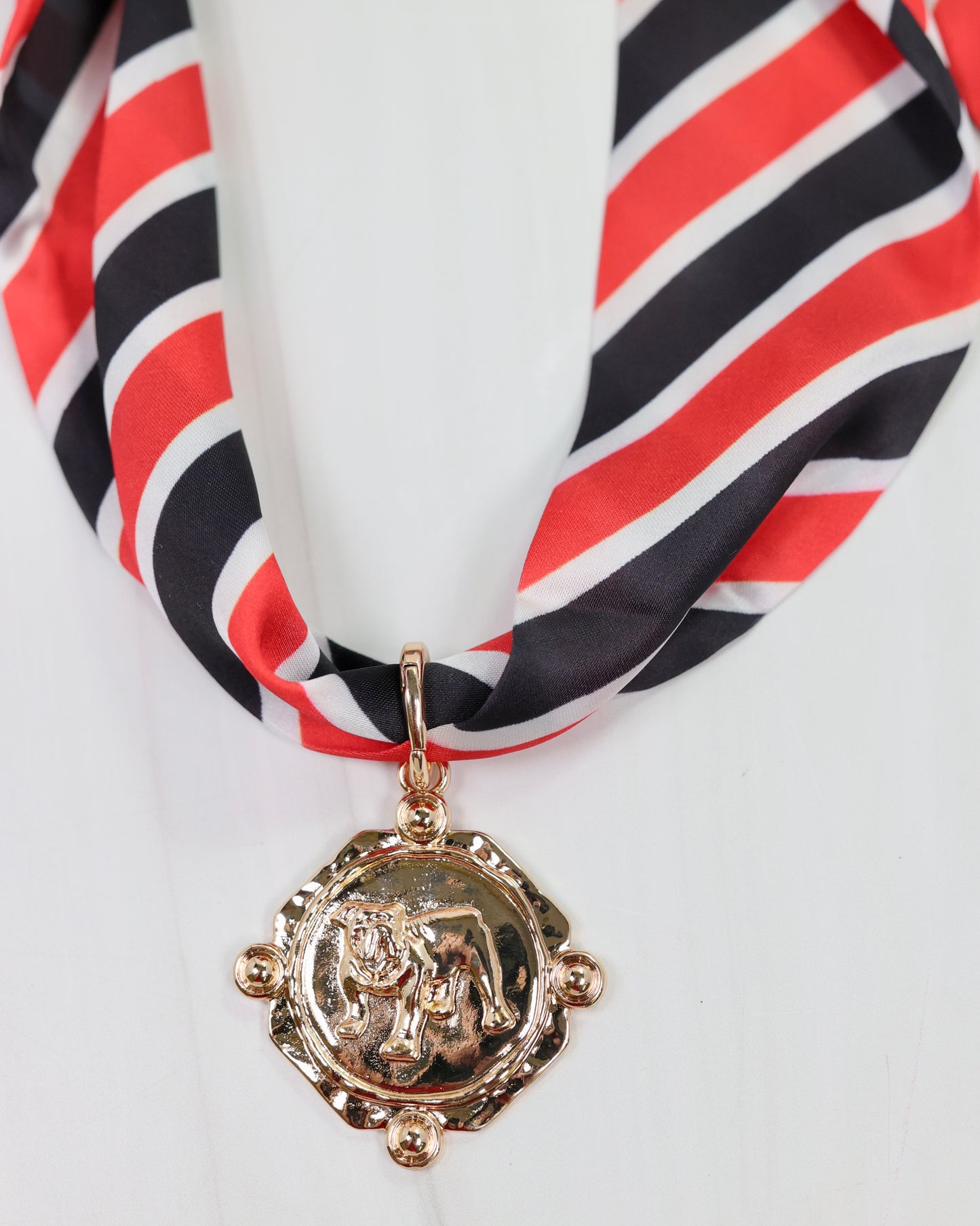 Donna Dog Charm Gold