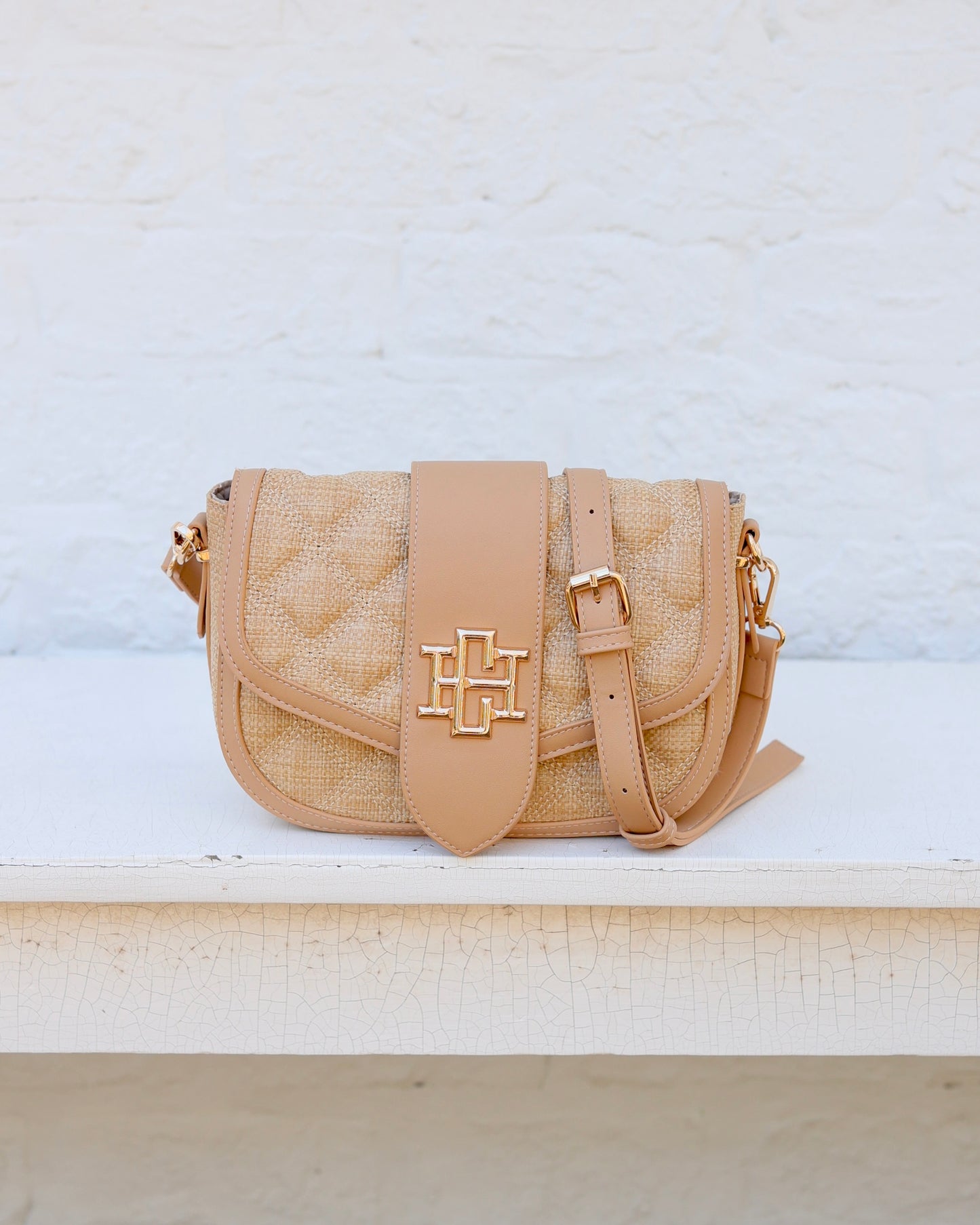 Griffin Crossbody Bag Natural DQ