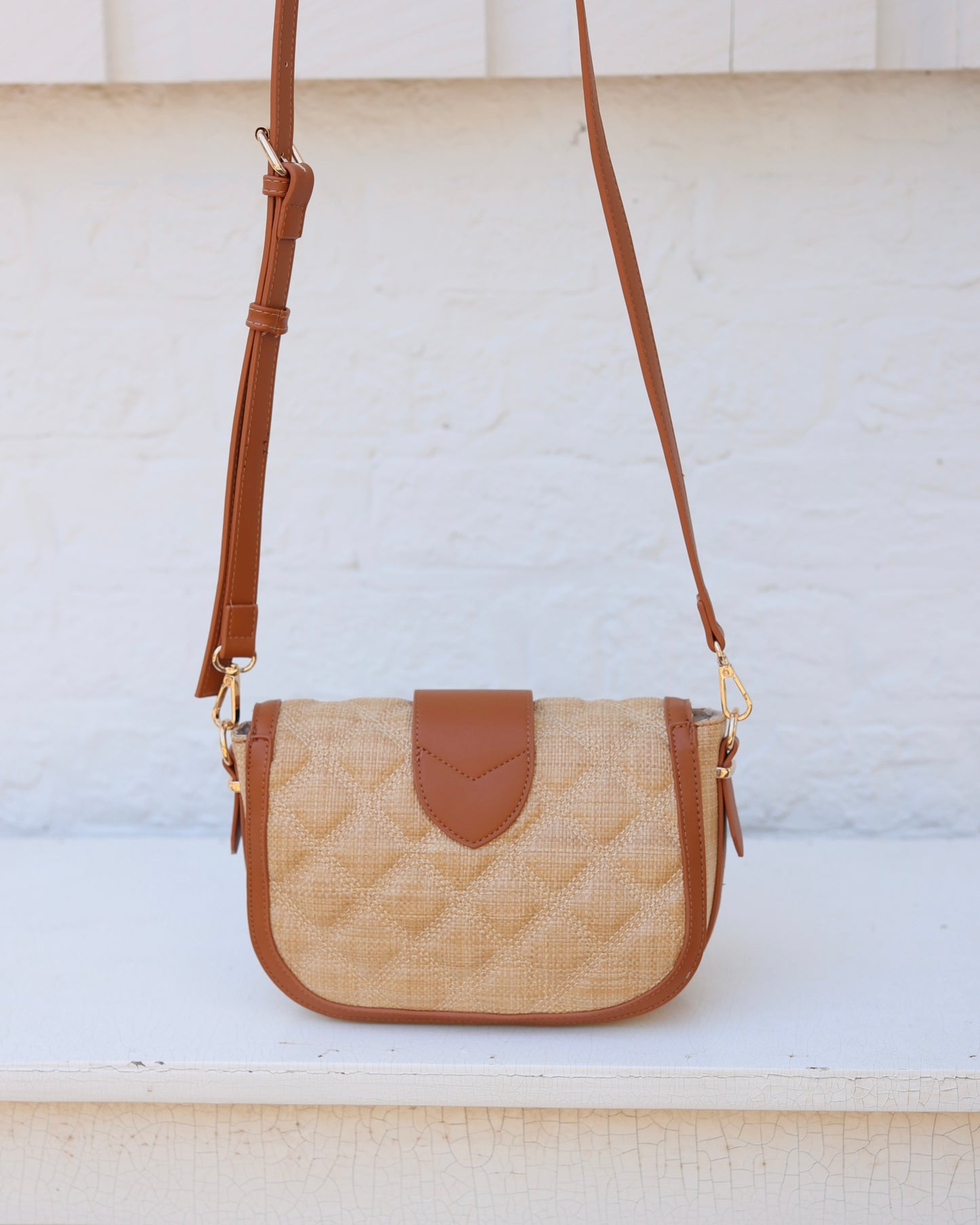 Griffin Crossbody Bag Natural Saddle DQ