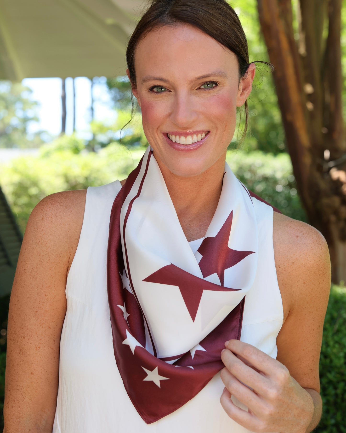 Fitzgerald Star Scarf Medium Maroon White