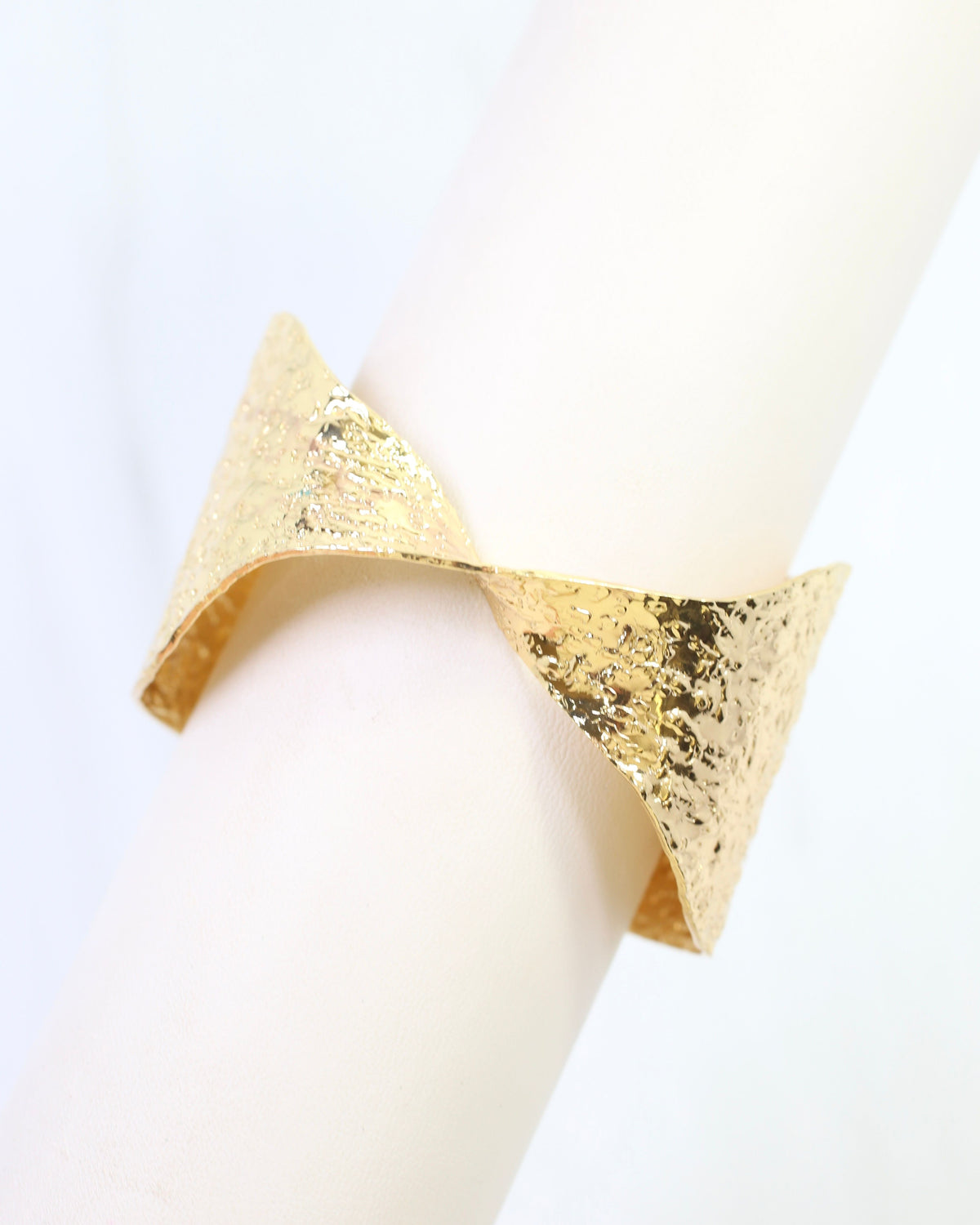 Nevah Textured Twist Cuff Bracelet WR Gold