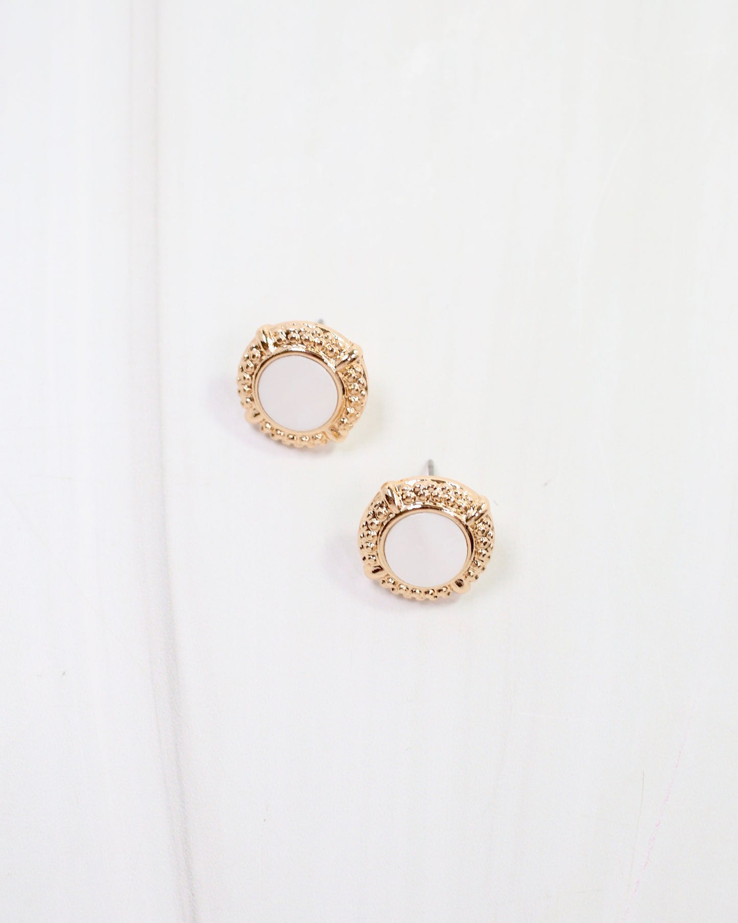 Carbondale Stud Earring Mother Of Pearl