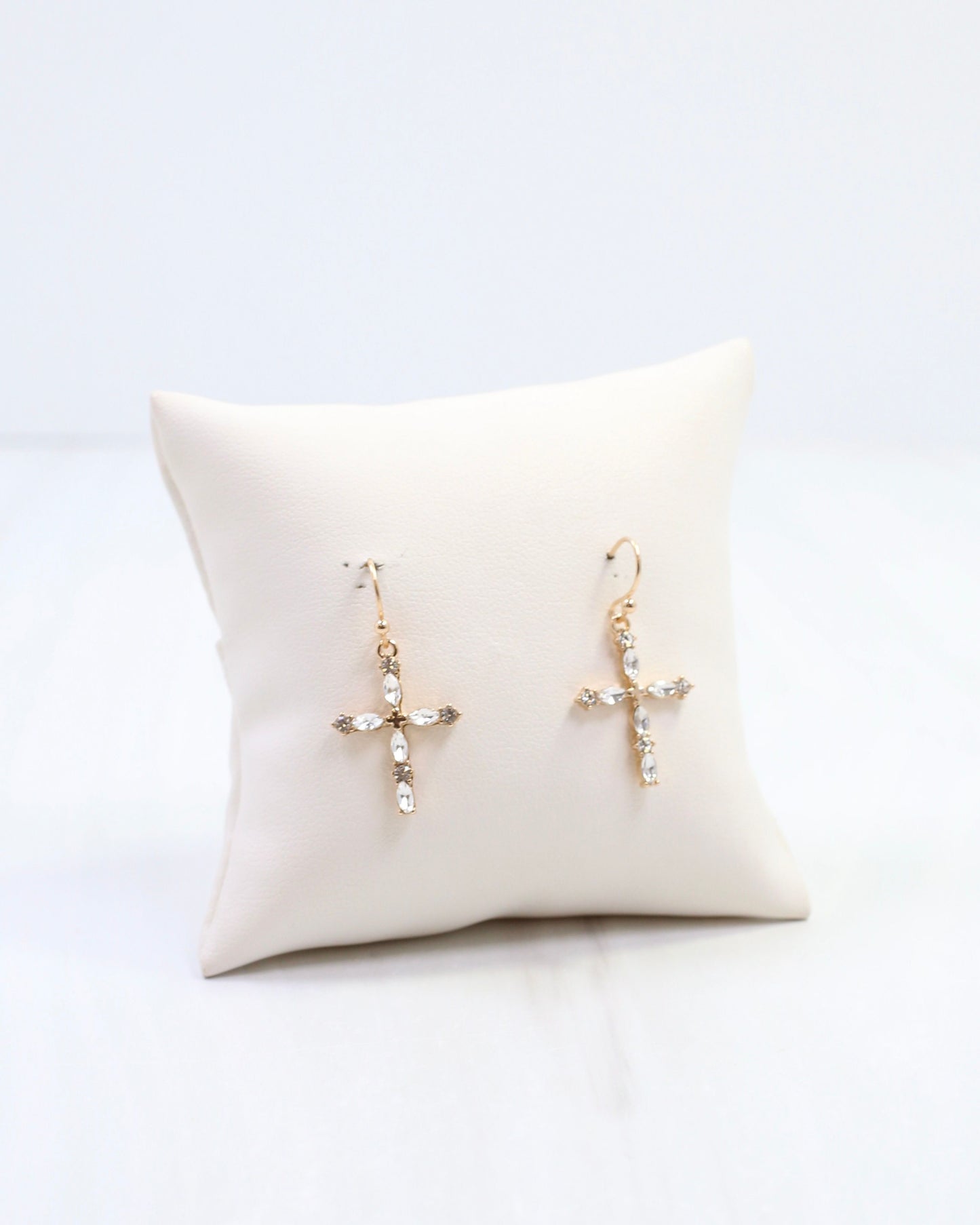 Albritton Pave Cross Earring Gold