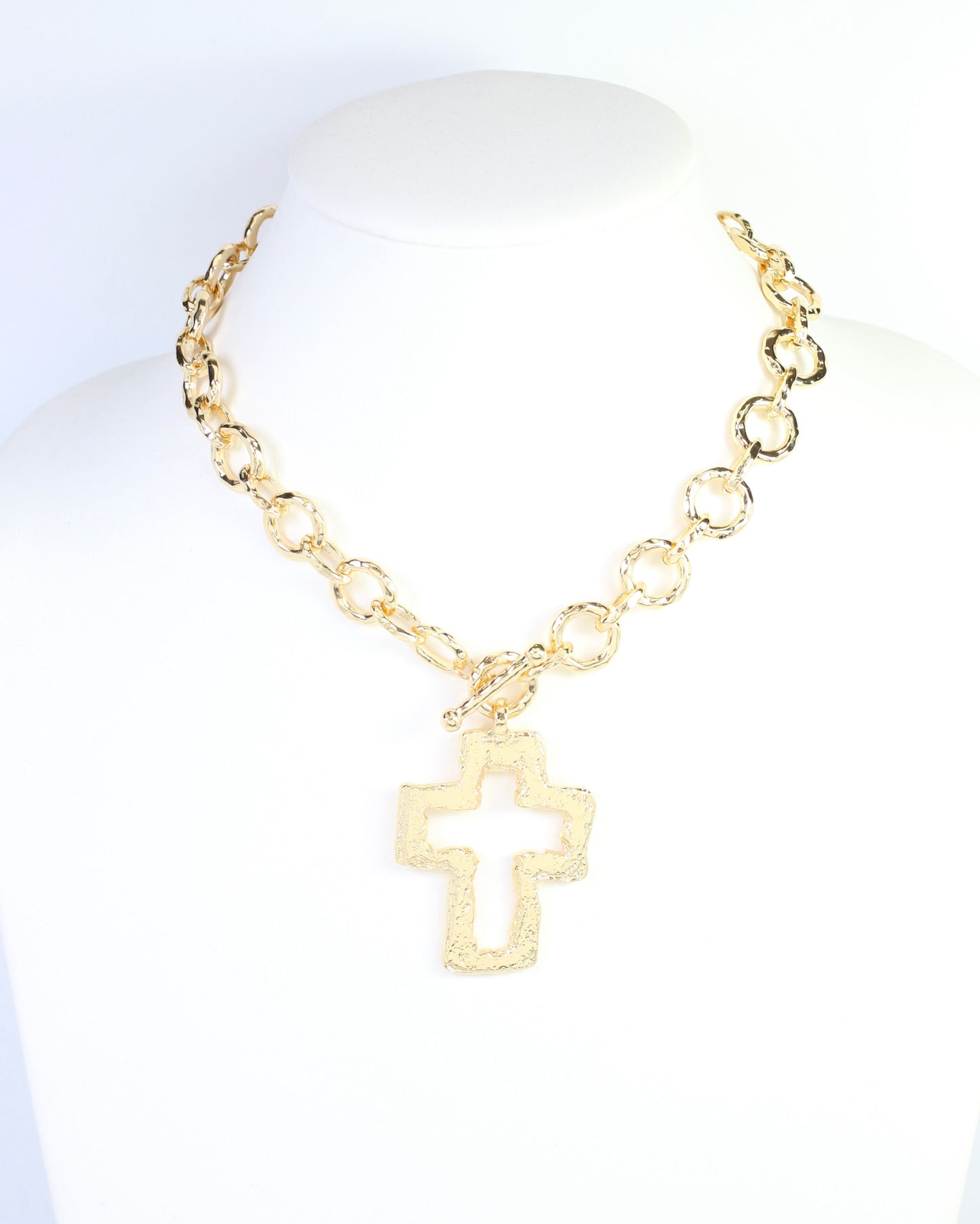 Jordan Open Cross Circle Link Necklace Gold