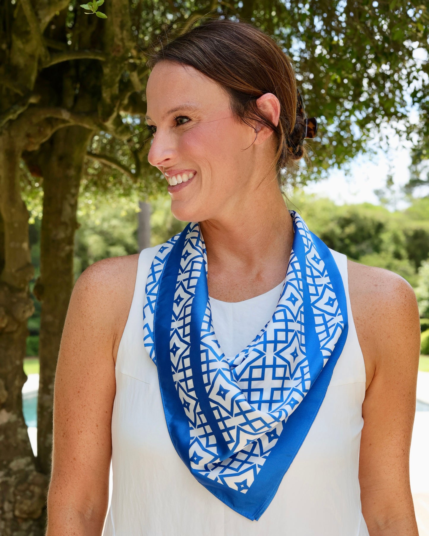 Langston Geometric Scarf Medium Blue White