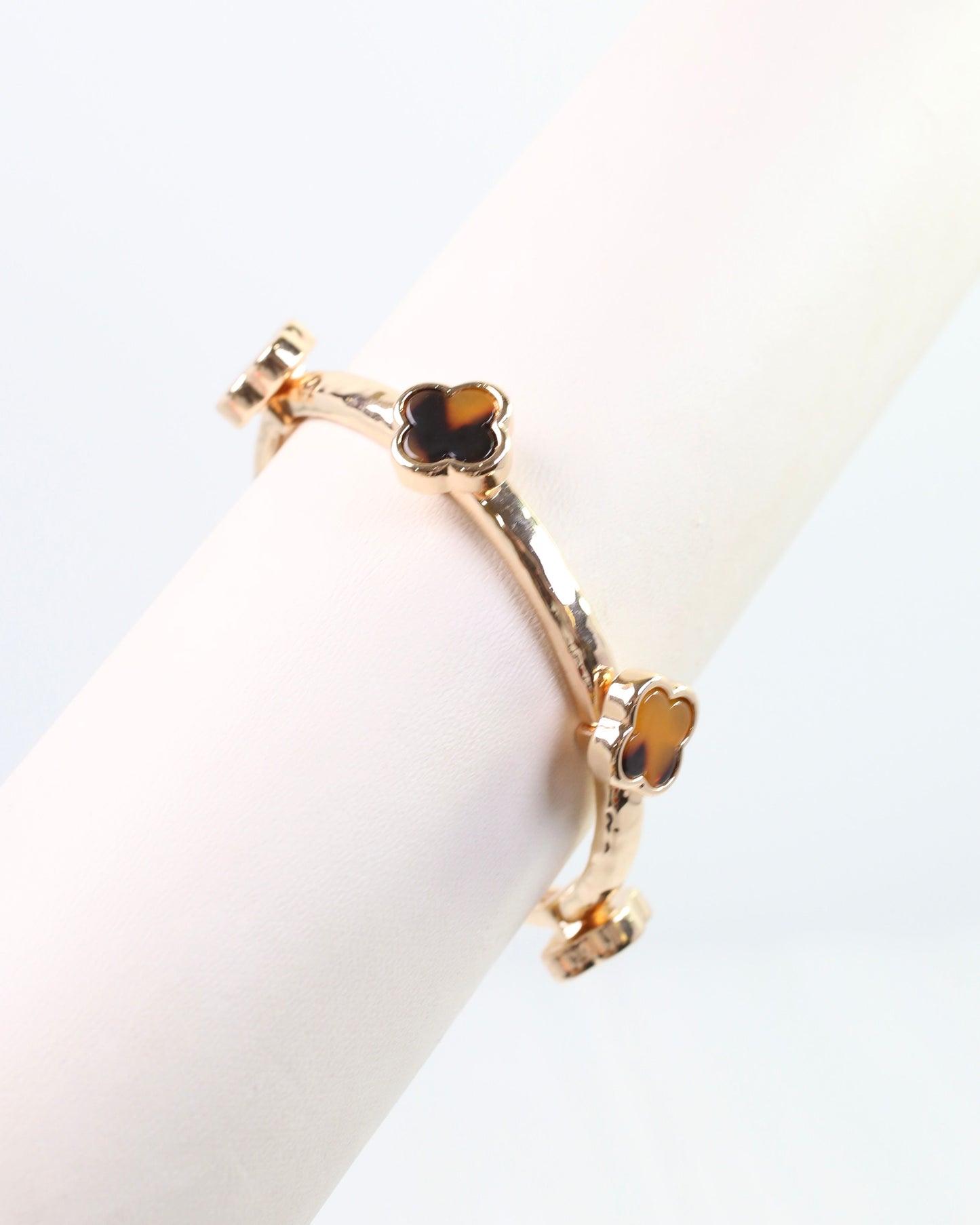 Reuben Clover Stretch Bracelet Tortoise