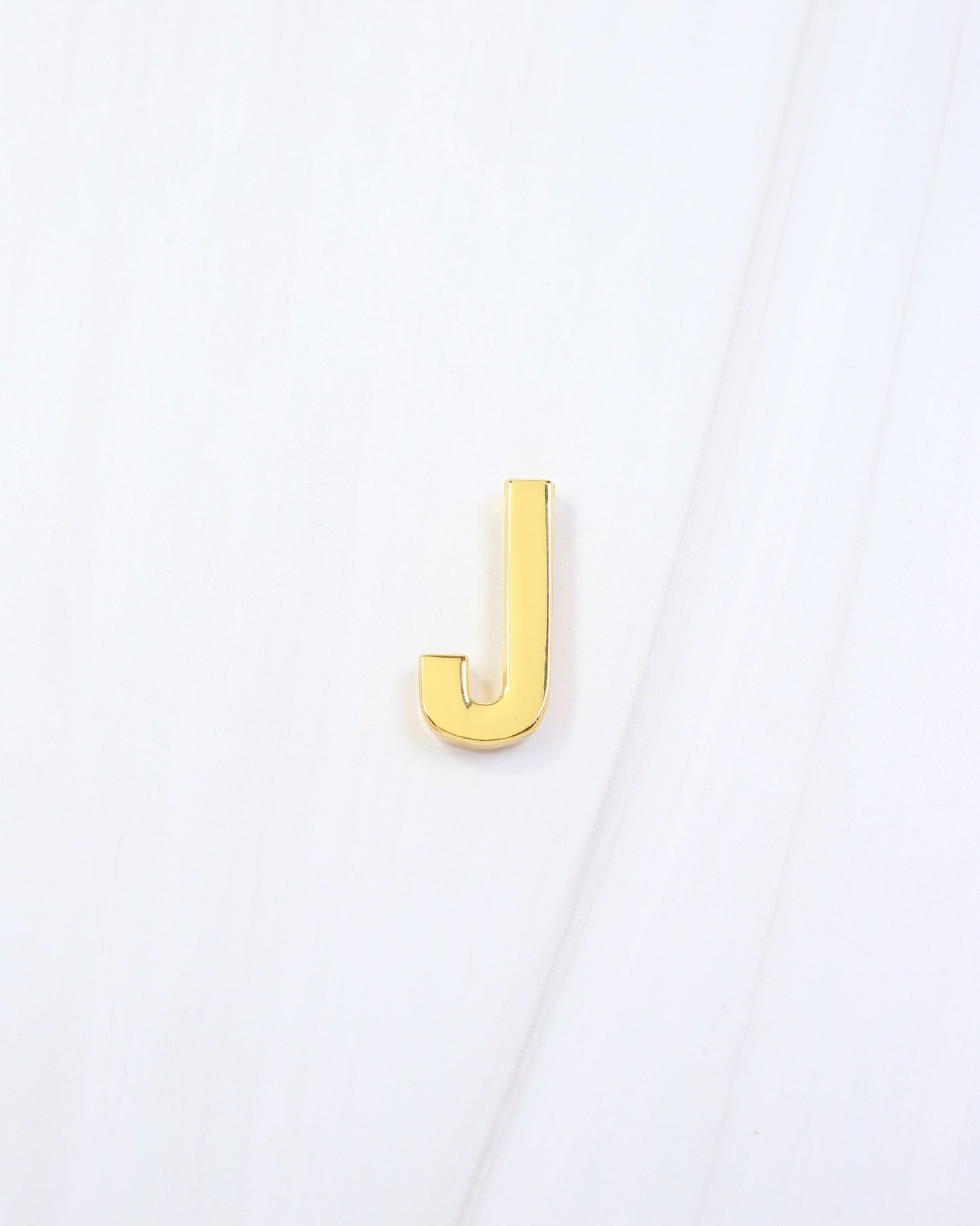 Arlett Initial Scarf Slide J Gold