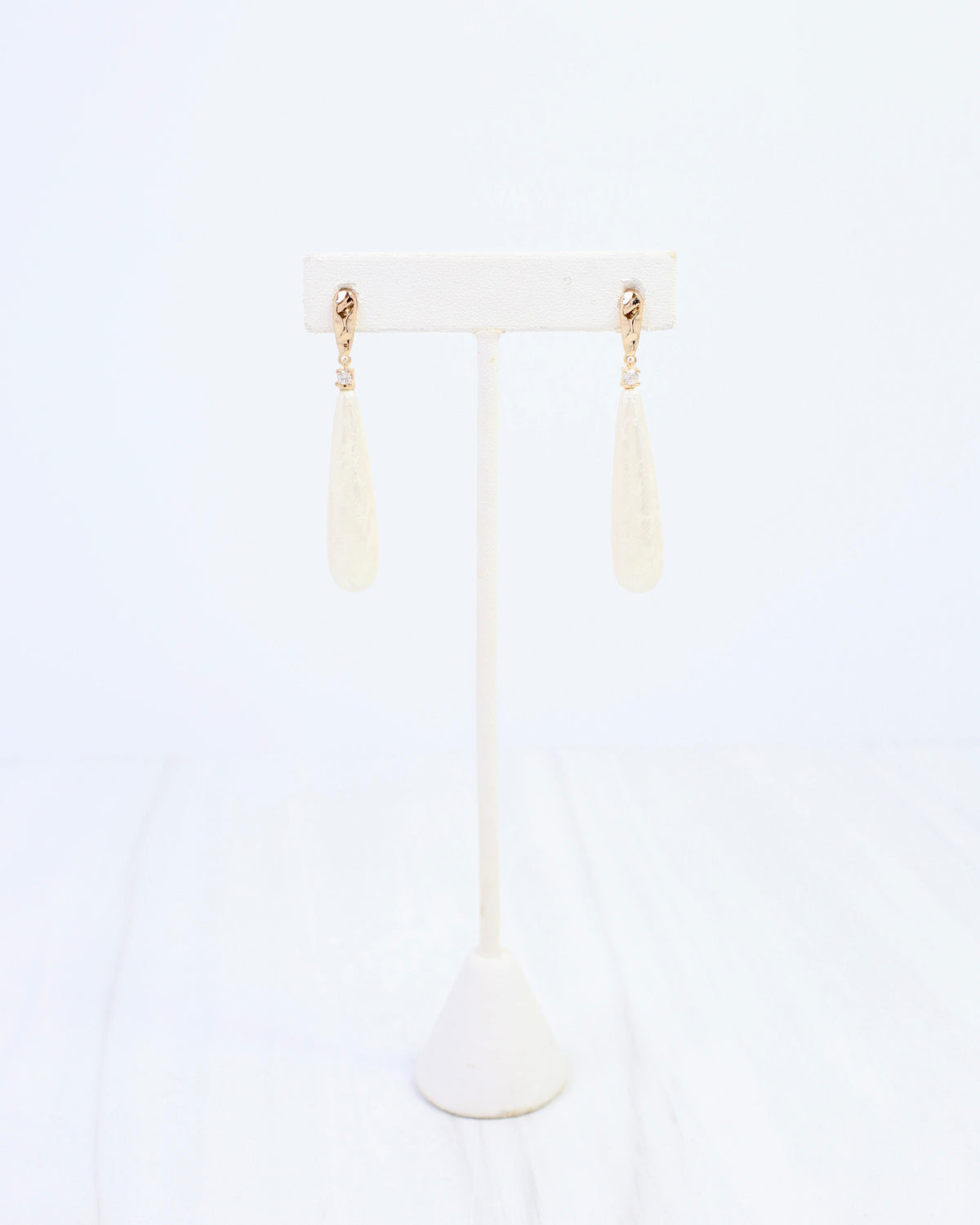 Nala Paper Pearl Drop Earring WR Gold