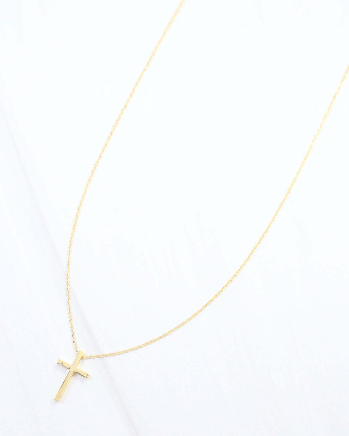 Lillian Cross Necklace WR Gold