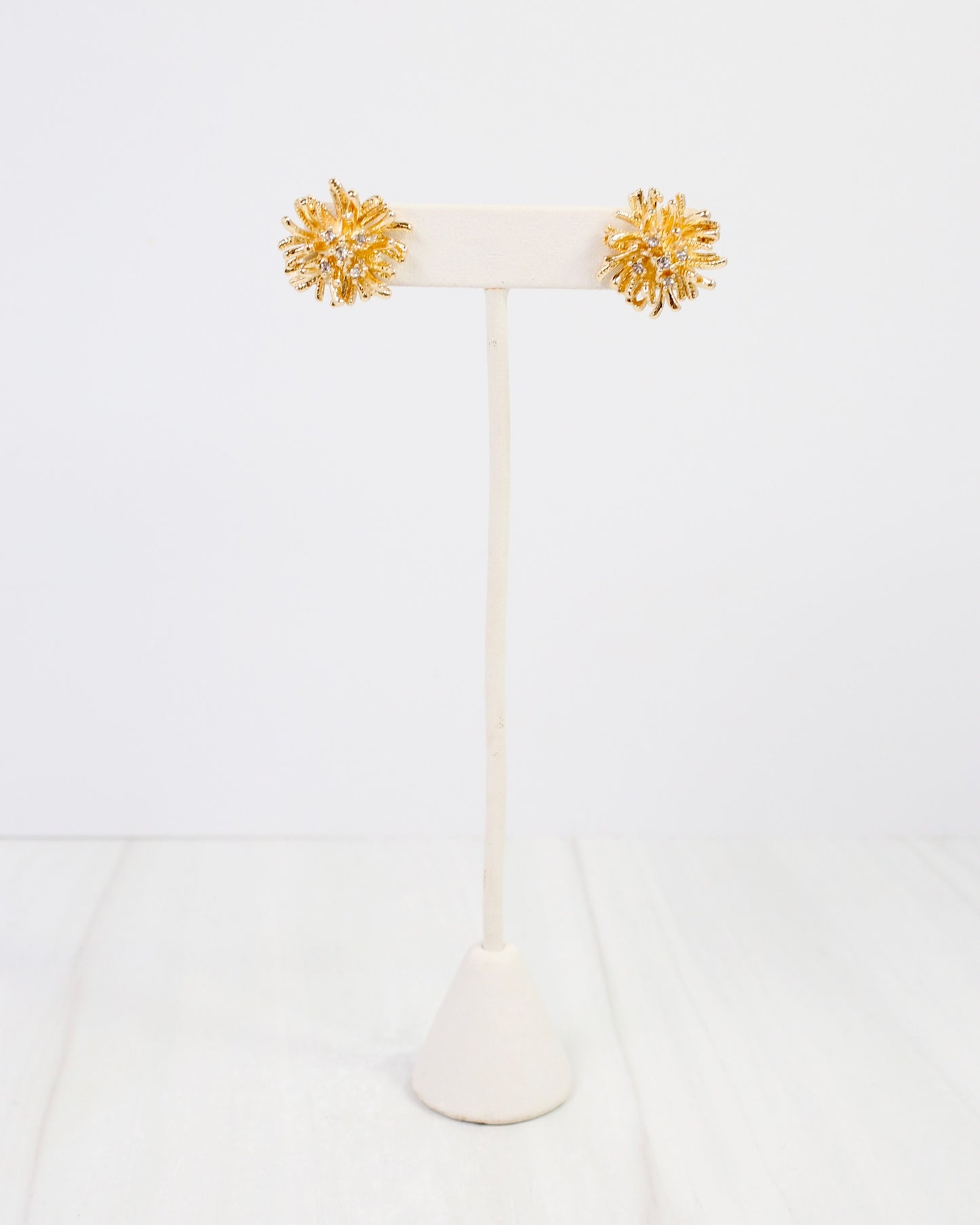 Enid Sunburst Stud Earring Gold