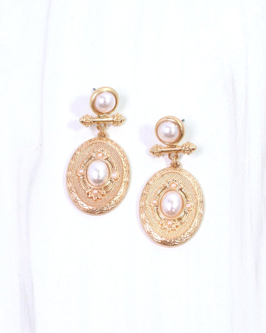 Beyan Oval Drop Earring Pearl