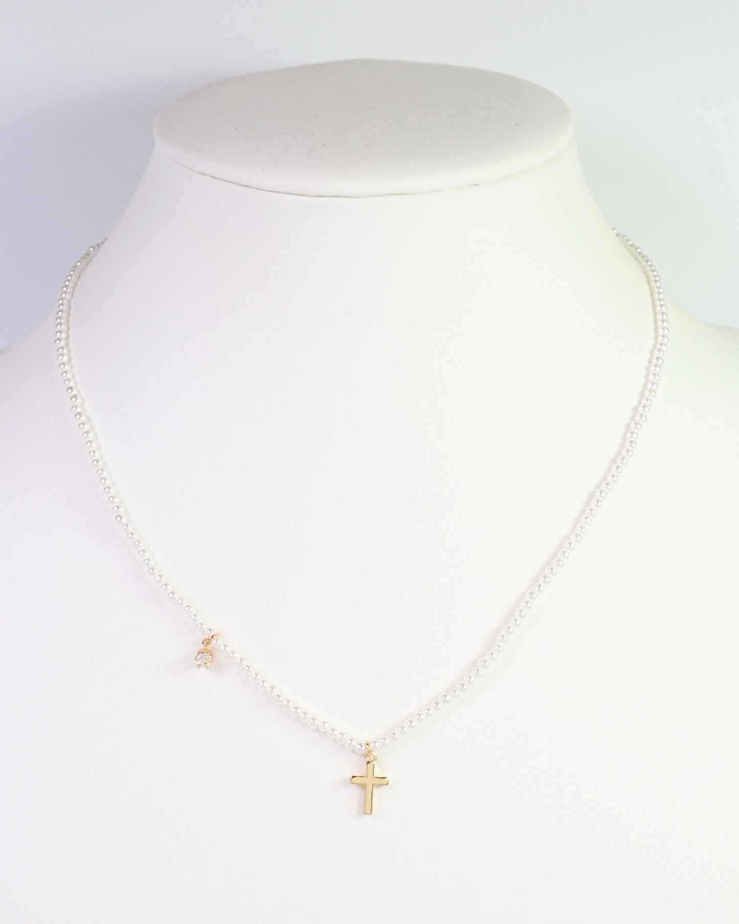 Kalispell Pearl Beaded Necklace with Cross Cream