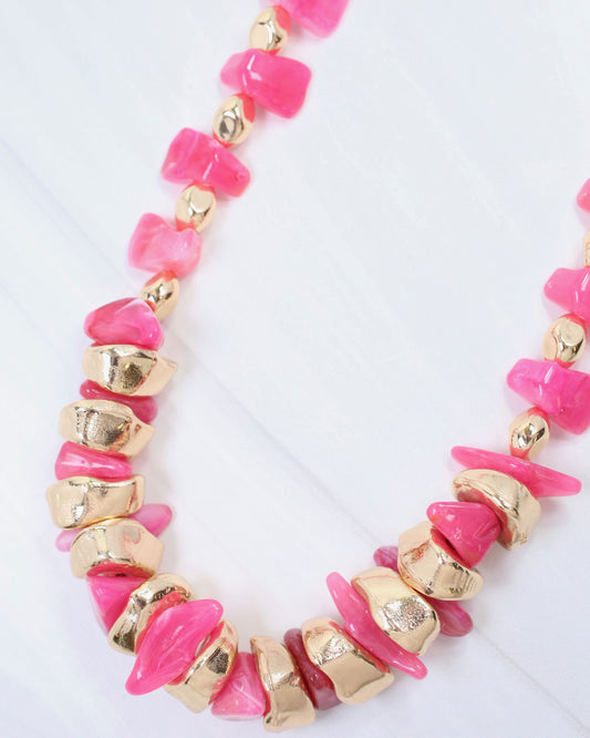 Aelia Beaded Necklace Pink
