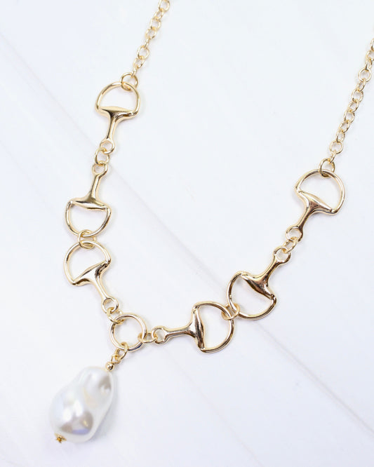 Winx Pearl and Horsebit Necklace Gold