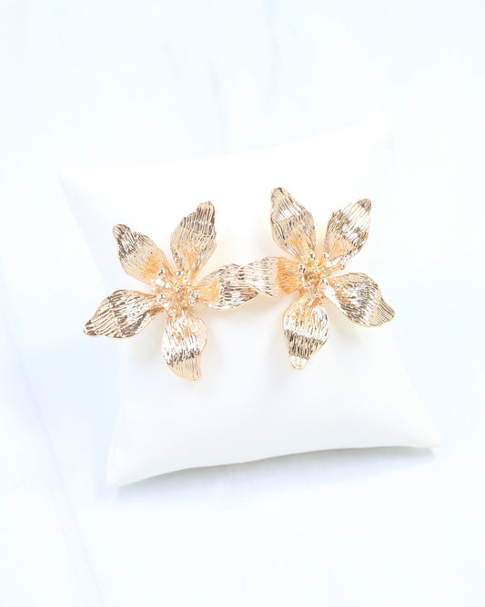 Chaya Flower Post Earring Gold