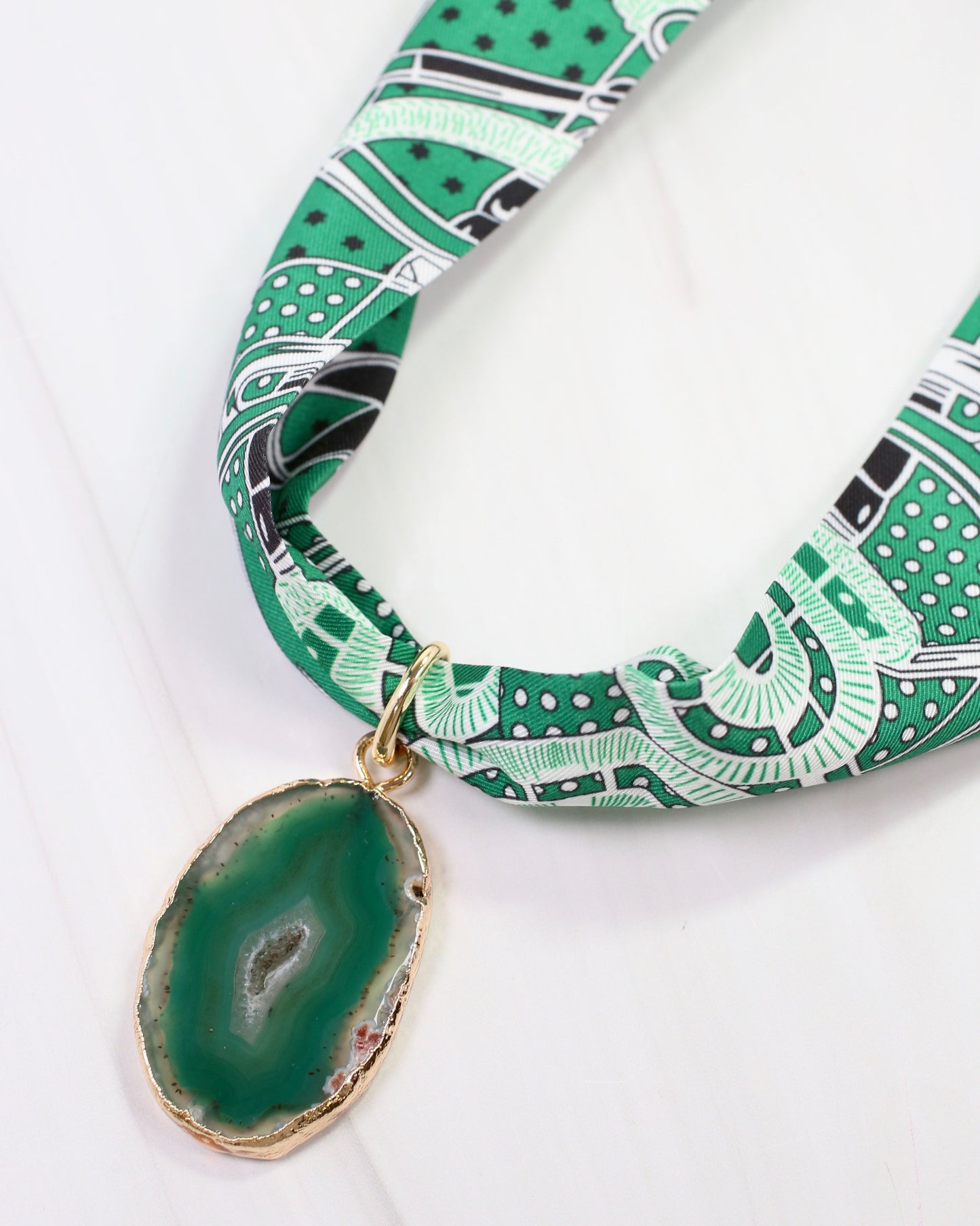 Antonio Agate Charm Green