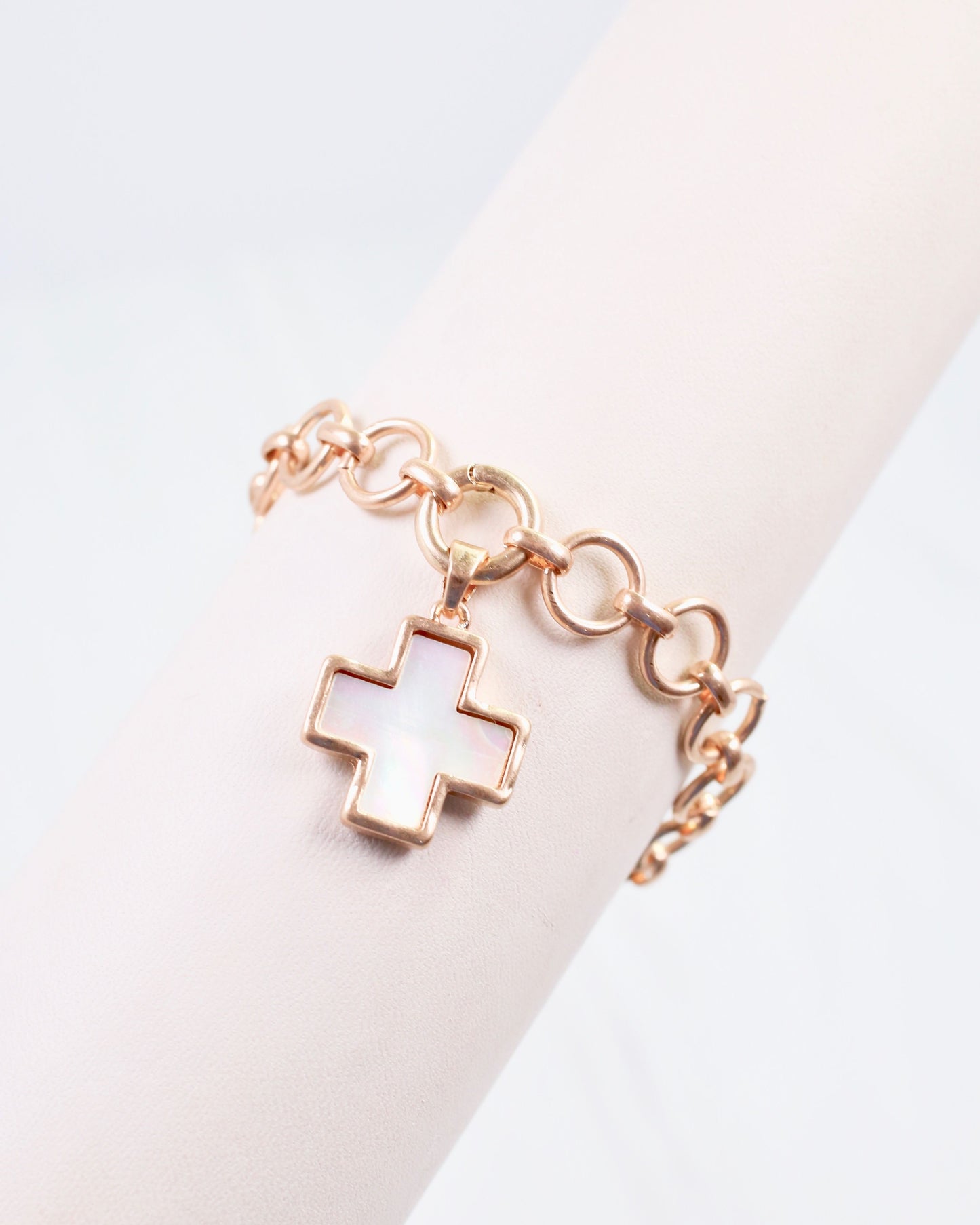 Bathurst Cross Link Bracelet Worn Gold