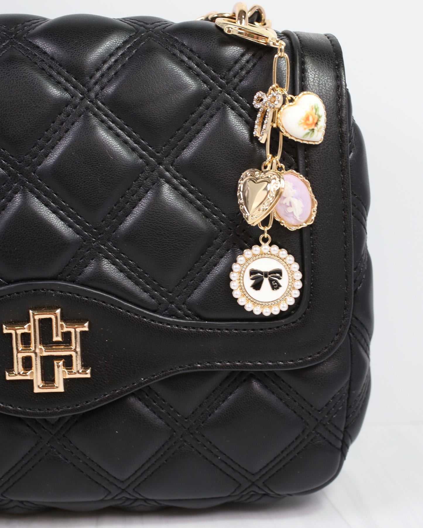 Wonderland Bag Charm Gold