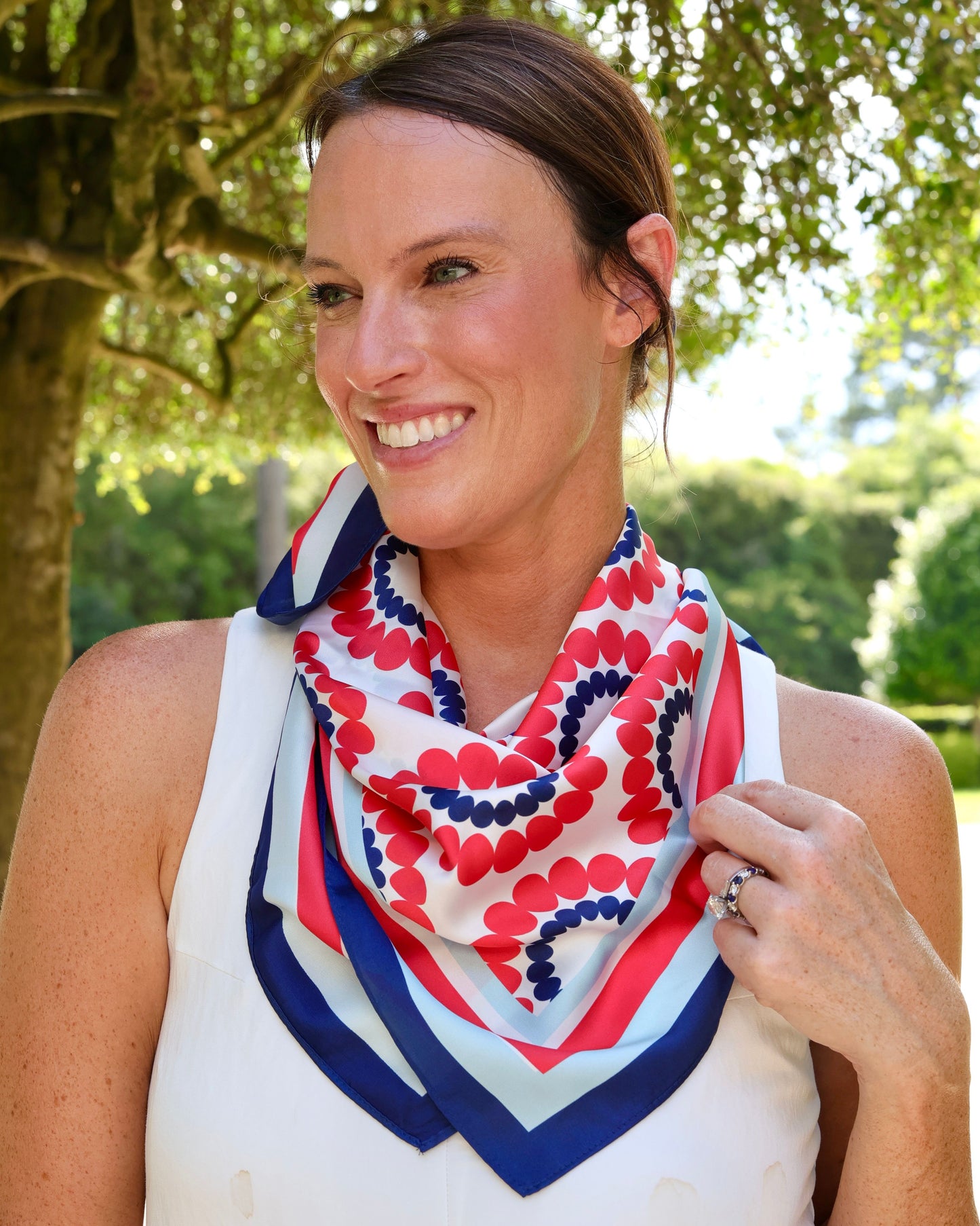Lucy Floral Scarf Medium Red Navy