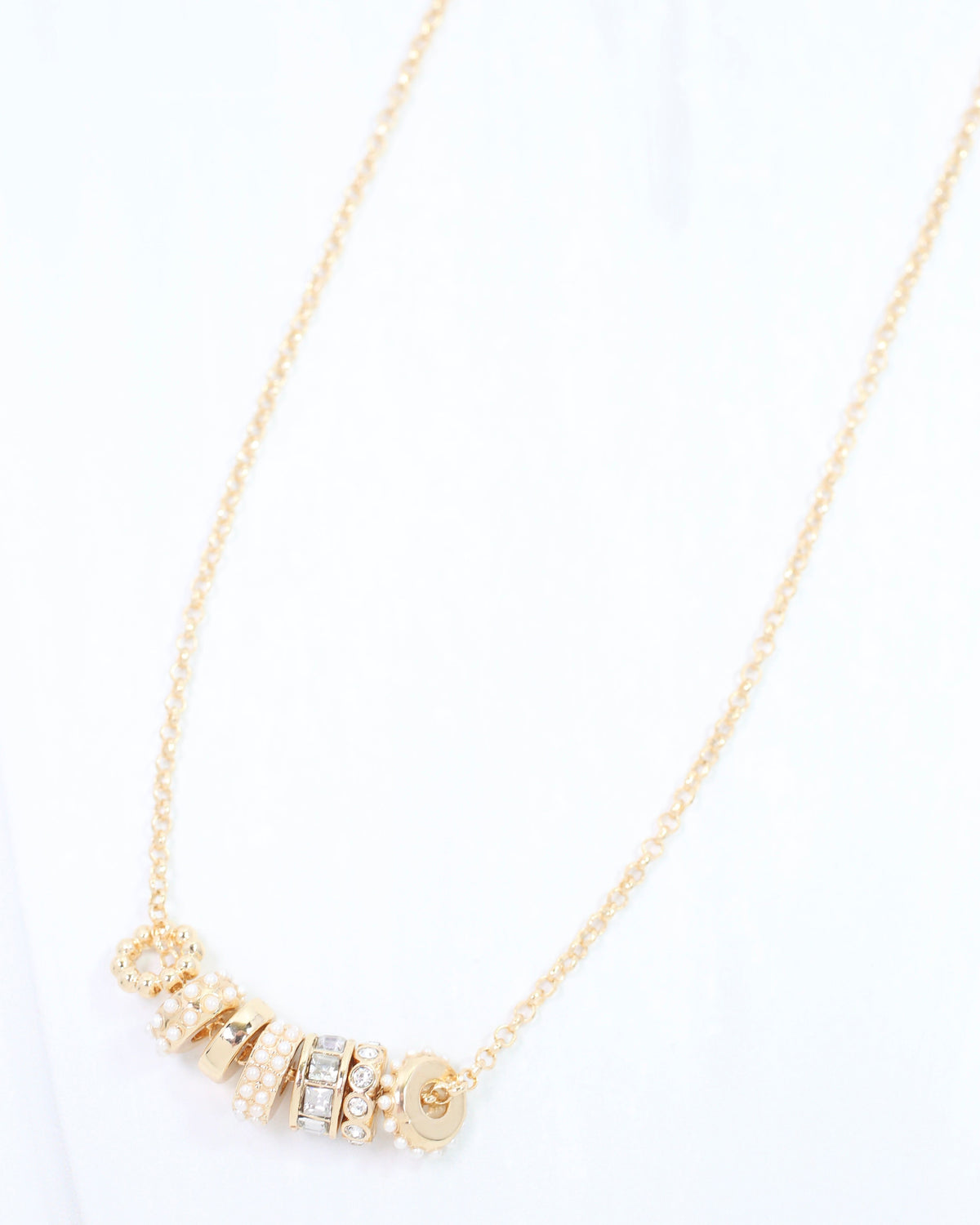 Arabella Circle Charm Necklace Pearl