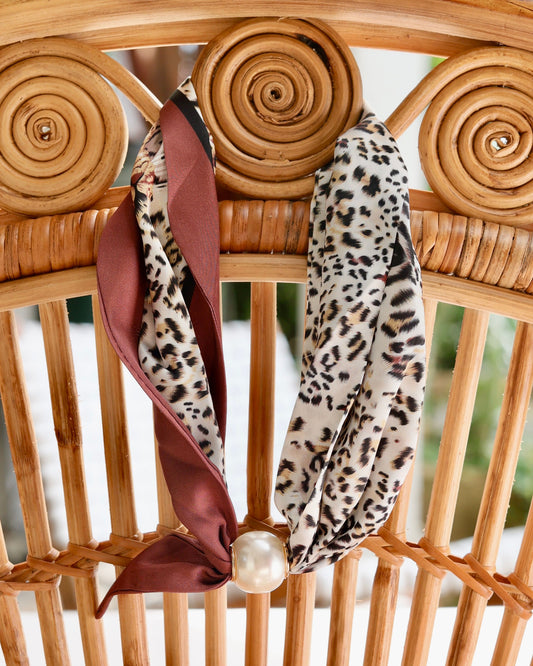 Robyn Magnetic Pearl Scarf Necklace Leopard