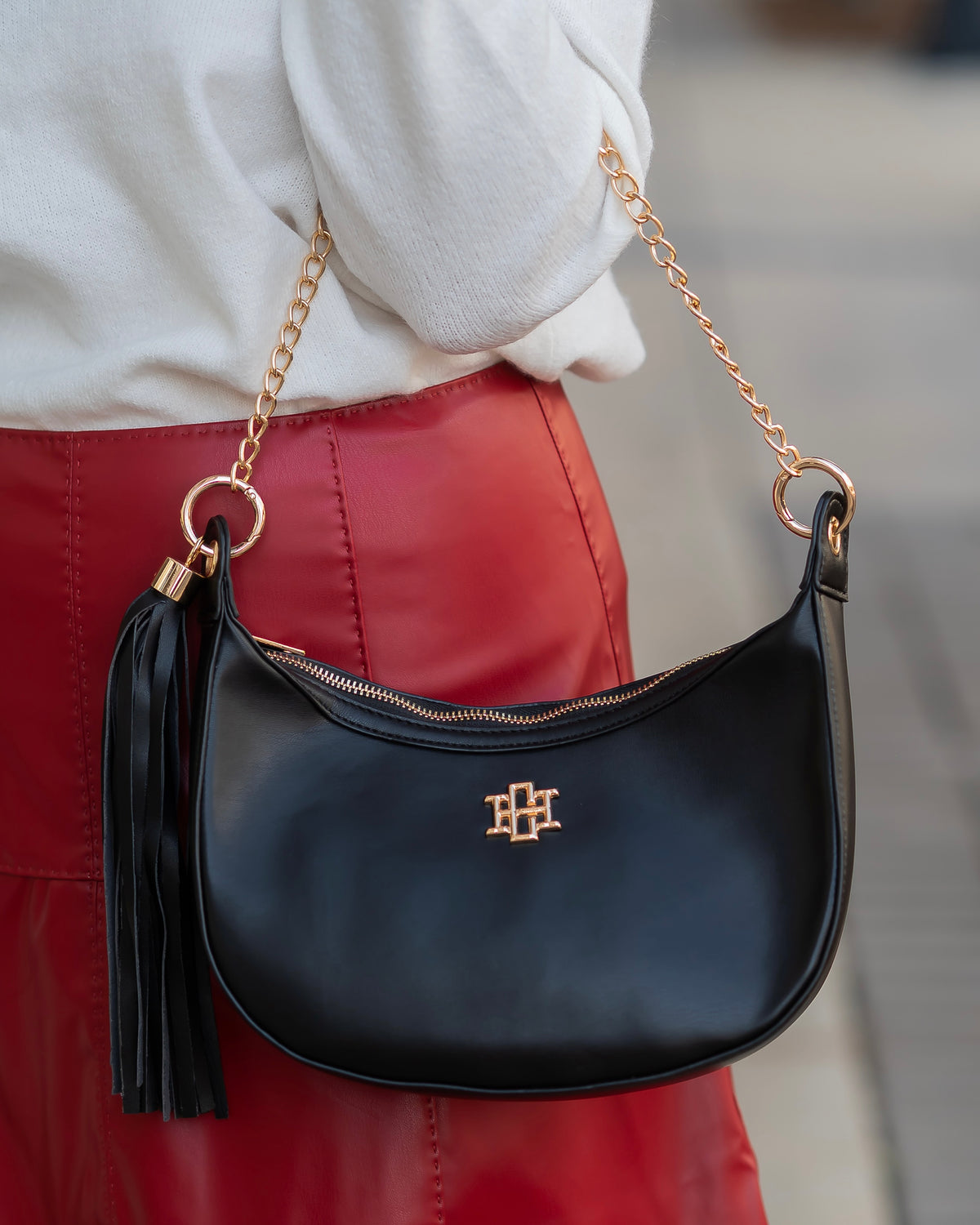 Mallory Crossbody with Tassel Black LS